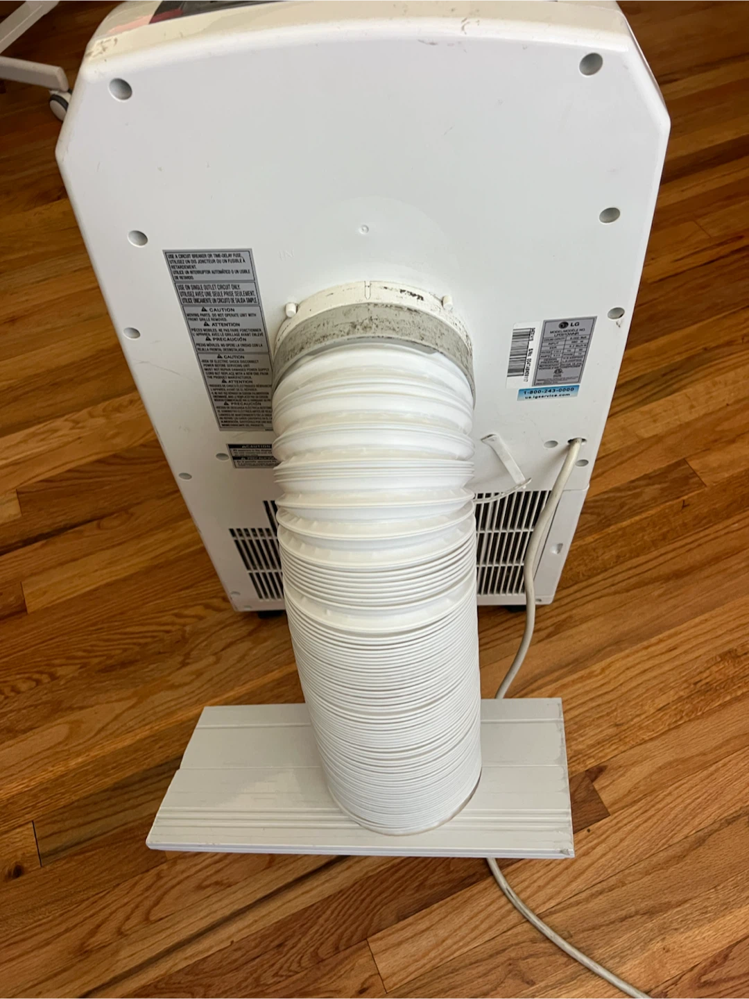 LG Portable Air Conditioner - photo 5