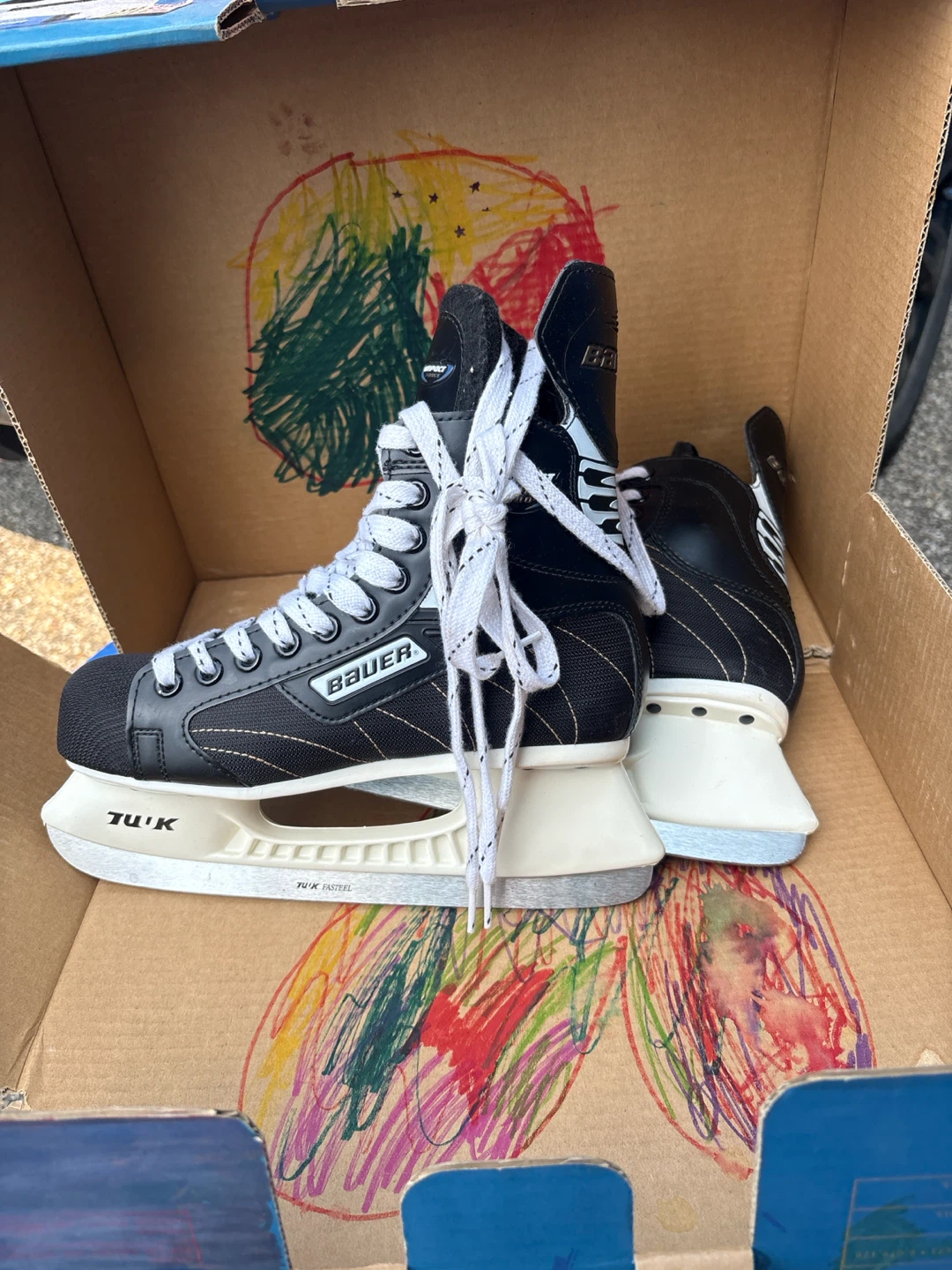 Bauer CHARGER 100 Pro Skate Jr CTC Hockey Skates