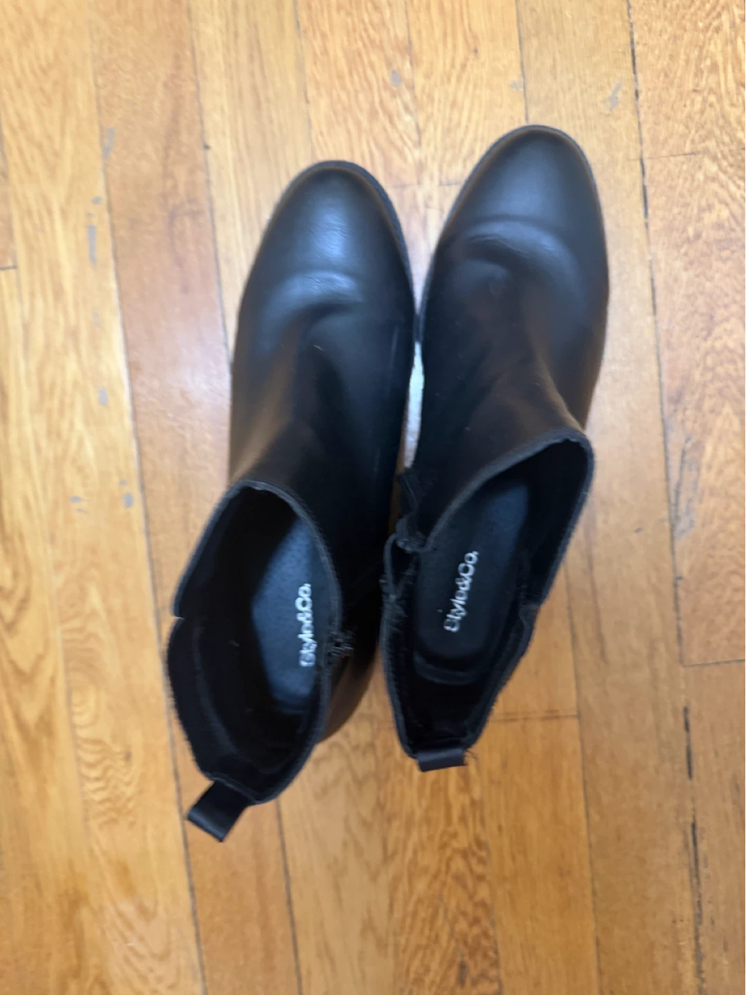 Lily & Co. Black Ankle Boots