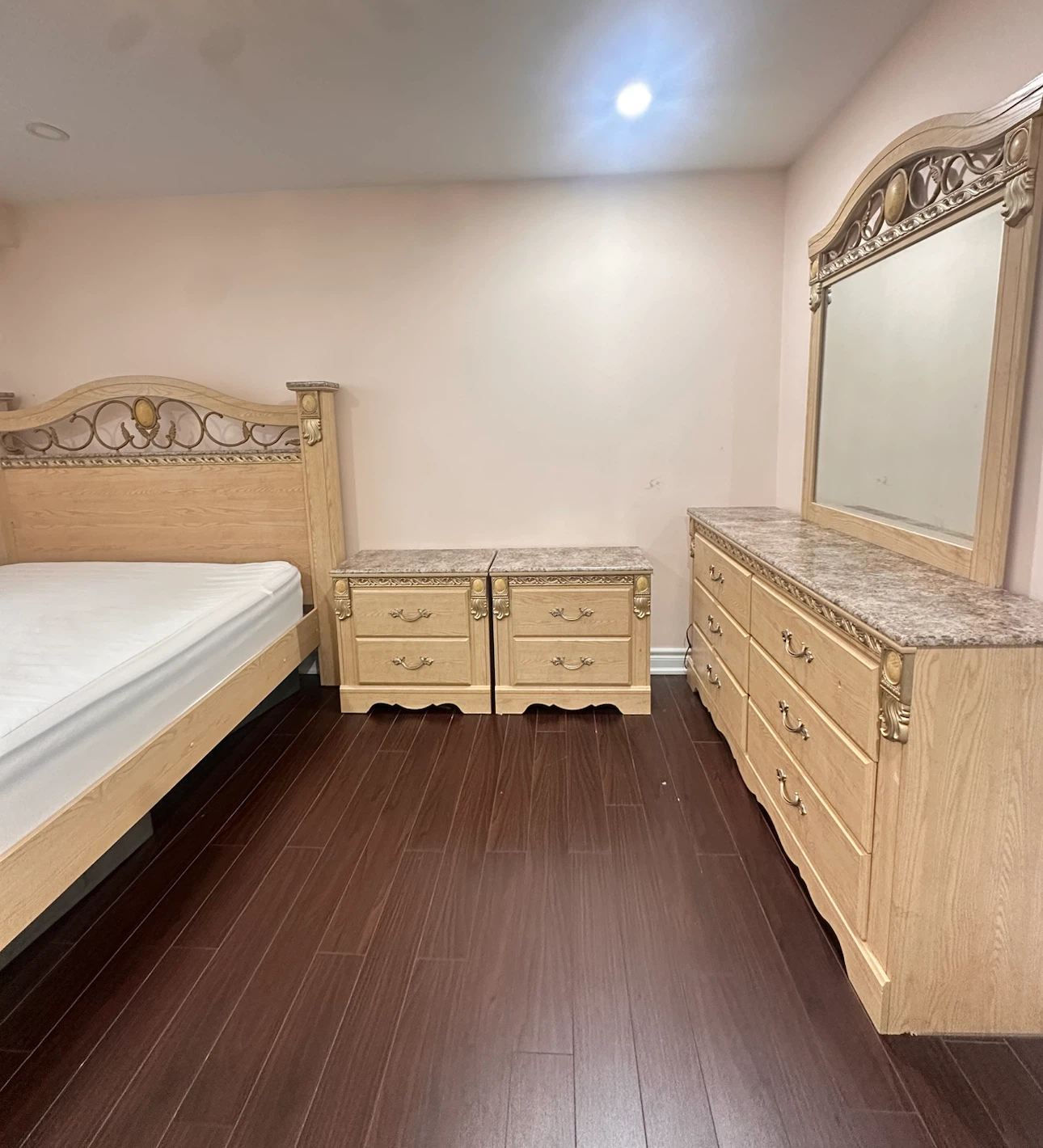 Beige Queen 5 piece bedroom set - photo 2