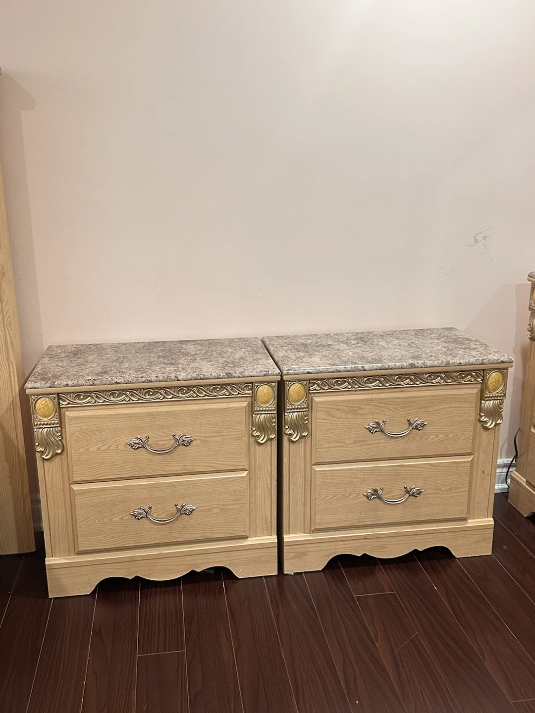 Beige Queen 5 piece bedroom set - photo 5