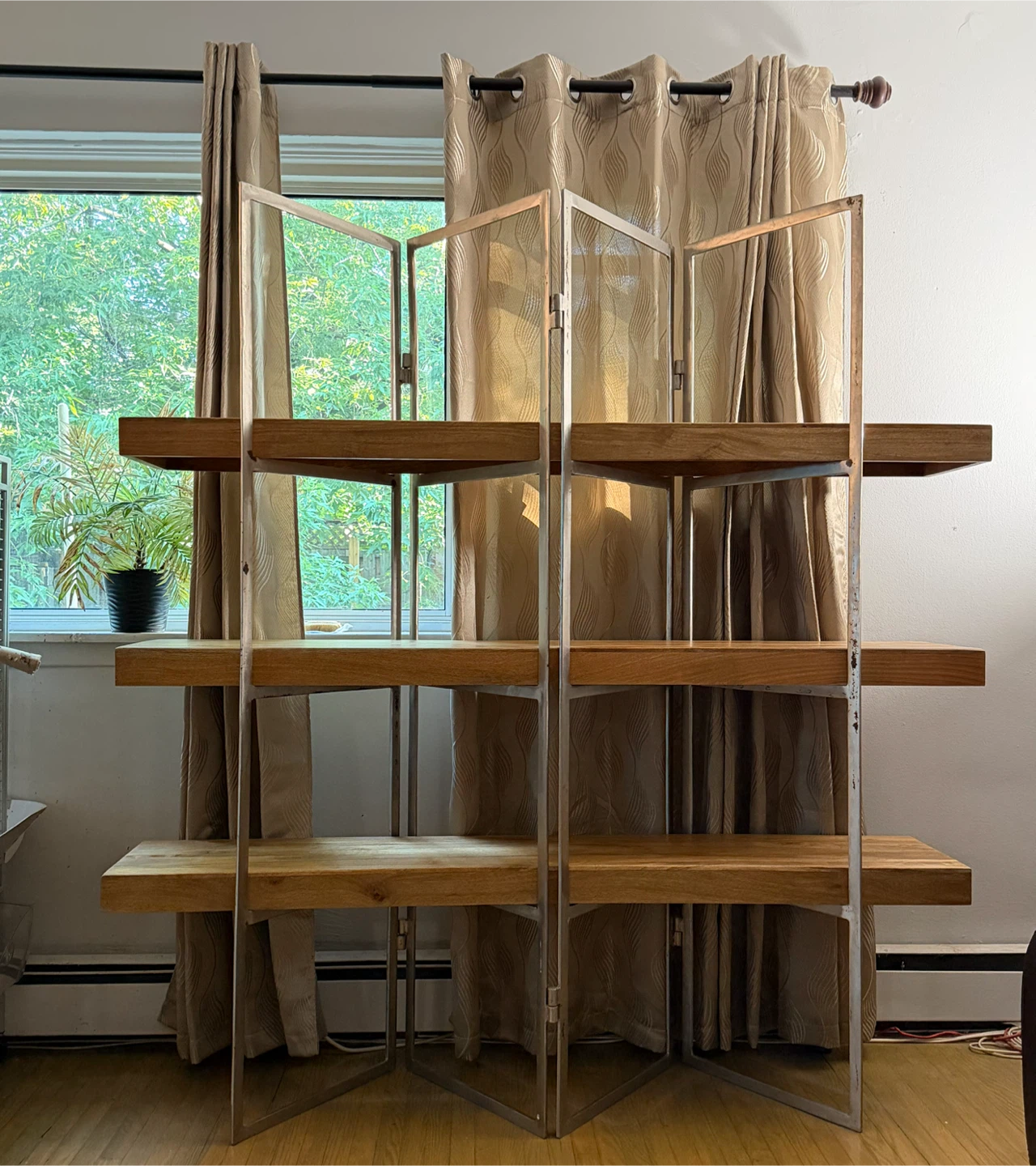 Modern Metal and Wood Shelf Unit - photo 4