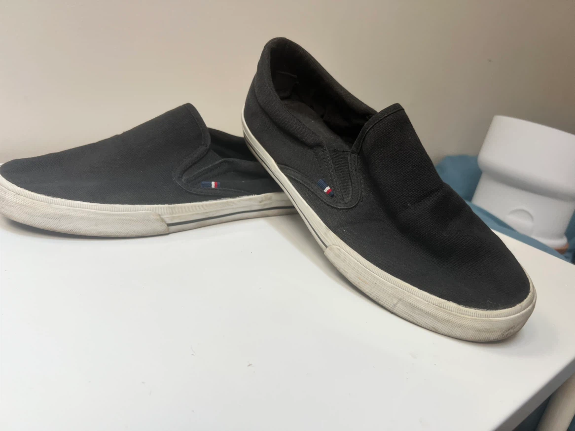 Tommy Hilfiger Black Slip-On Shoes - photo 3