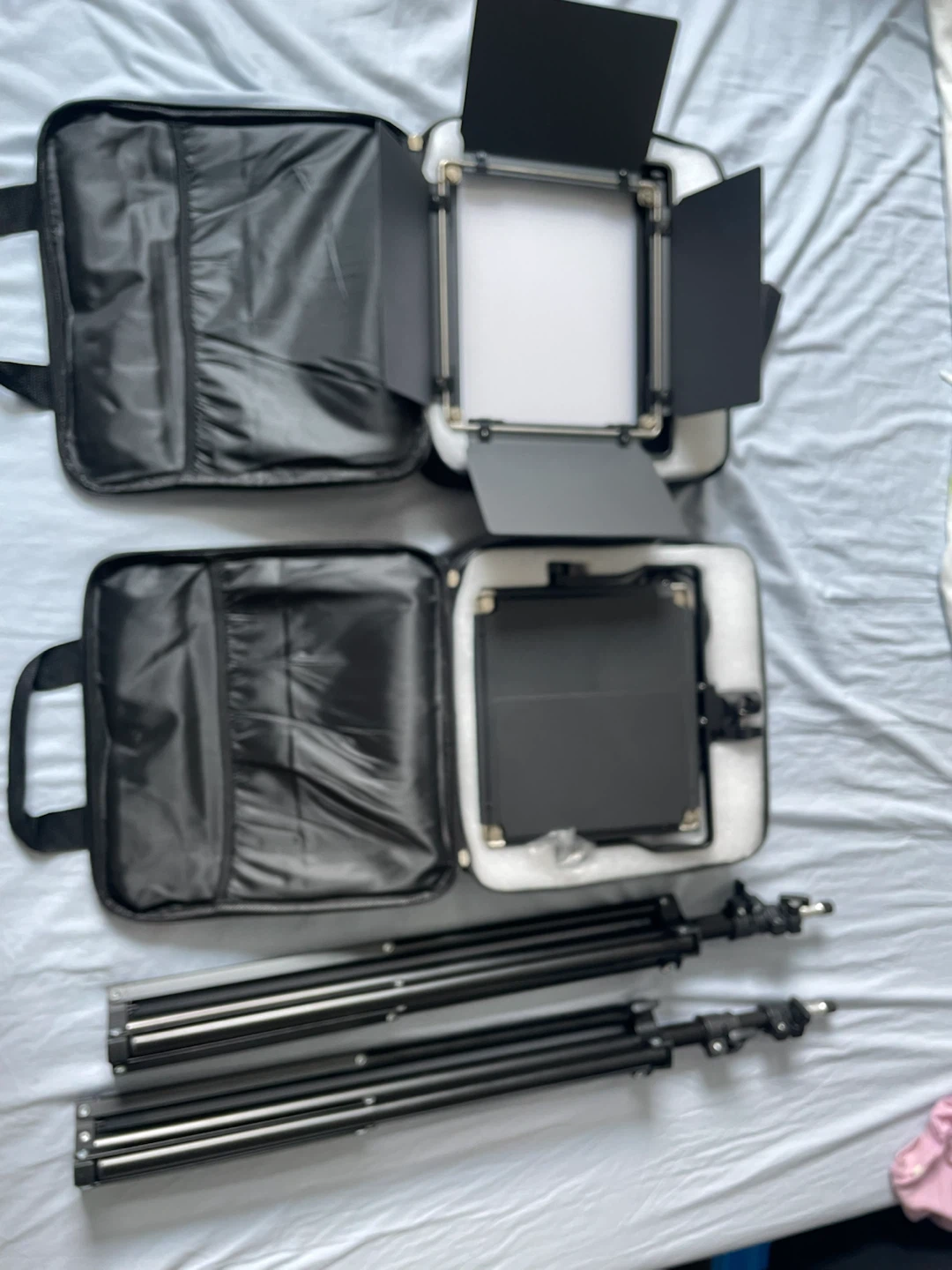 Neewer LED Light Kit with Stands and Bags