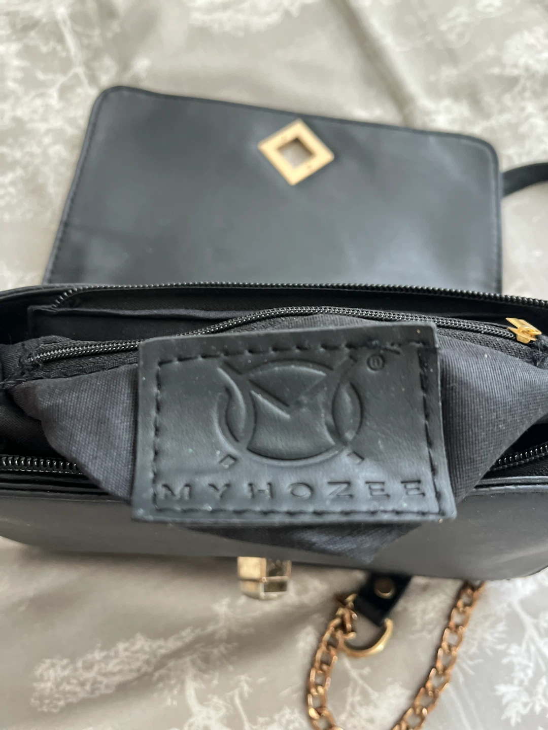 MYHOZEE Quilted Chain Shoulder Bag - photo 4