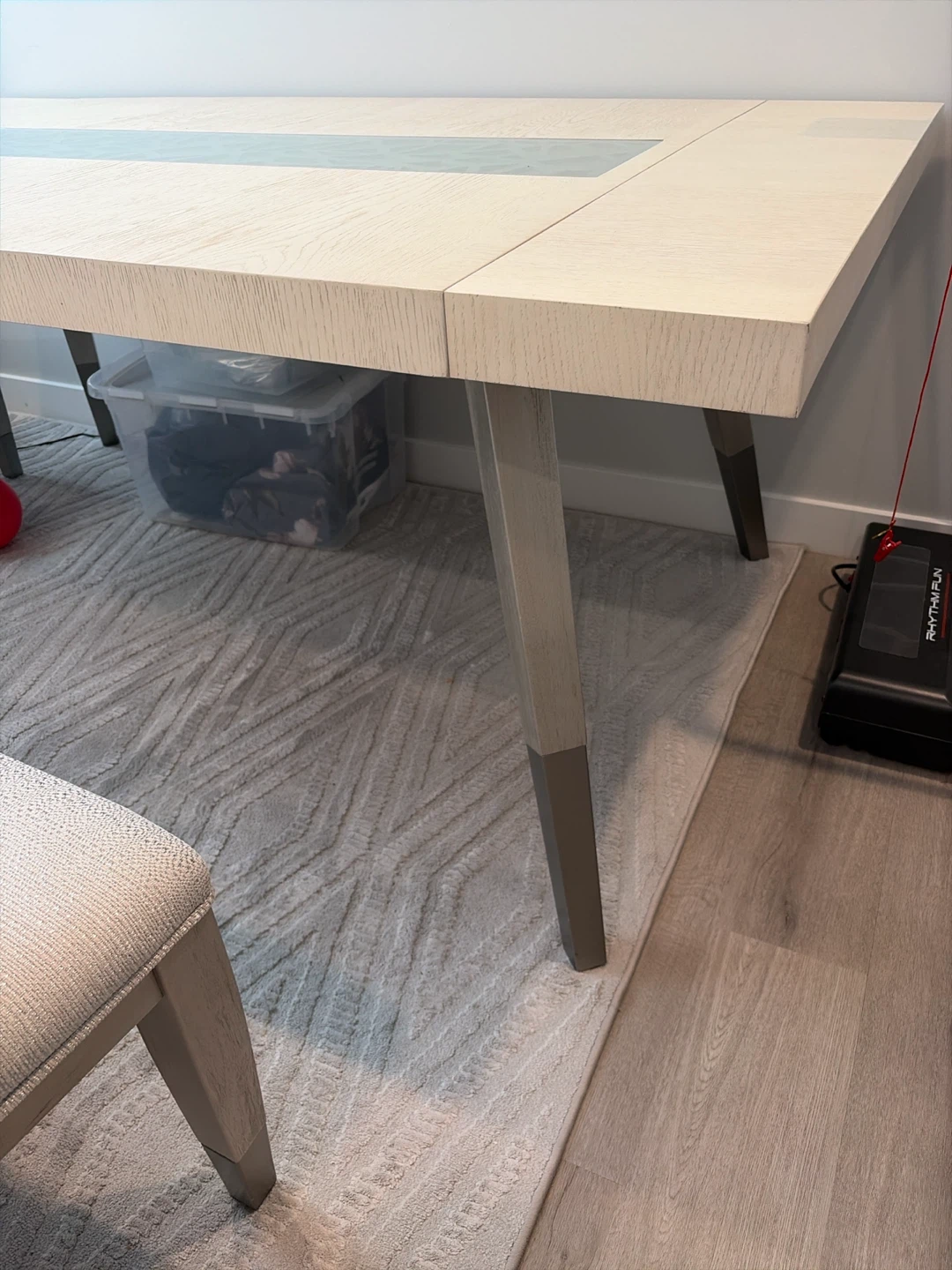 Modern Extendable Dining Table with Decorative Inlay - photo 2