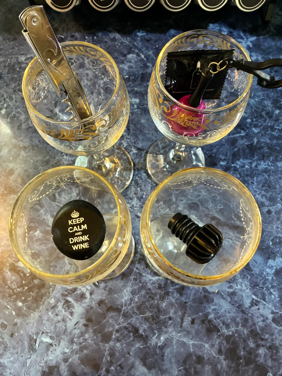 Set of 4 Decorative Wine Glasses - photo 2