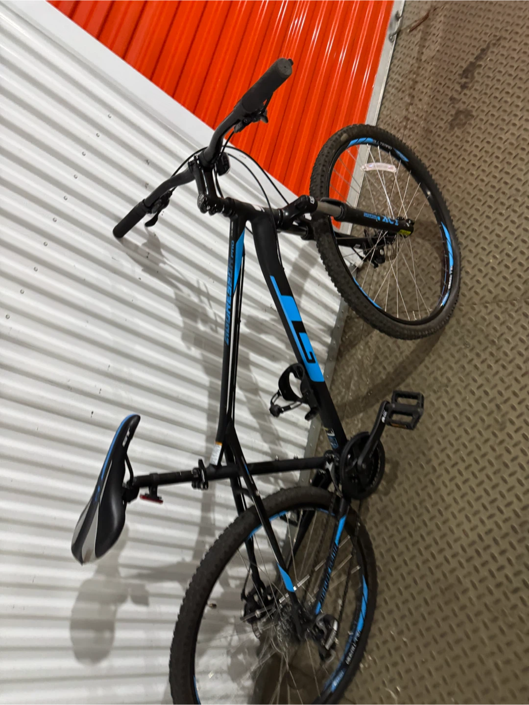 Spanking new GT aggressor pro Mountain Bike size large