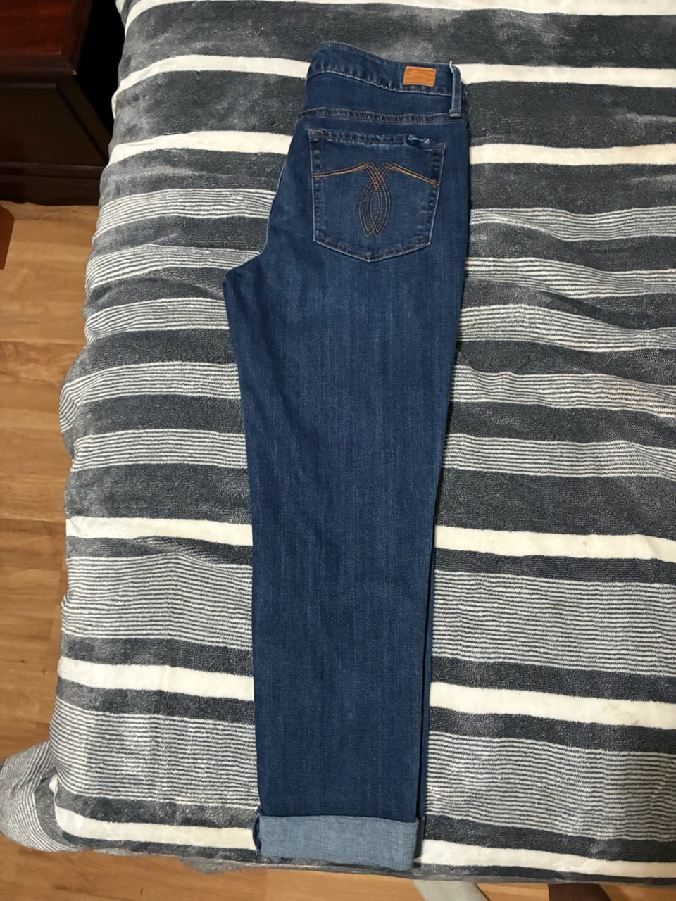 Seven7 Jeans Women's Size 6 Blue Denim Cuffed Cropped Pants - photo 3
