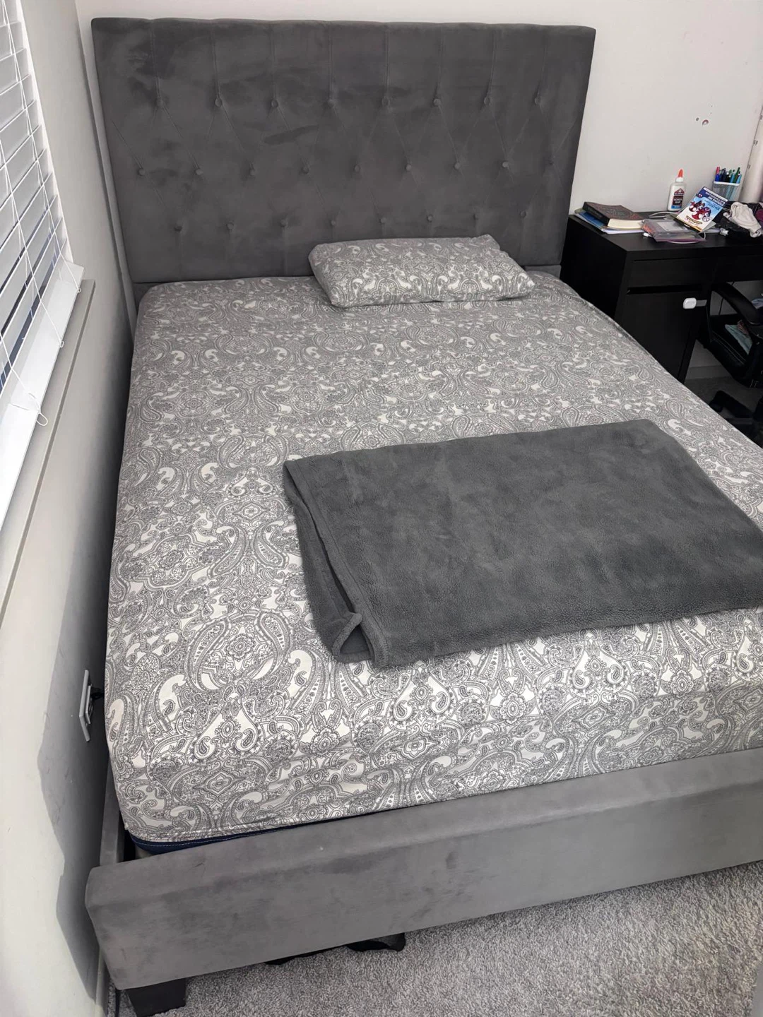 Queen Bed with Mattress and Box Spring