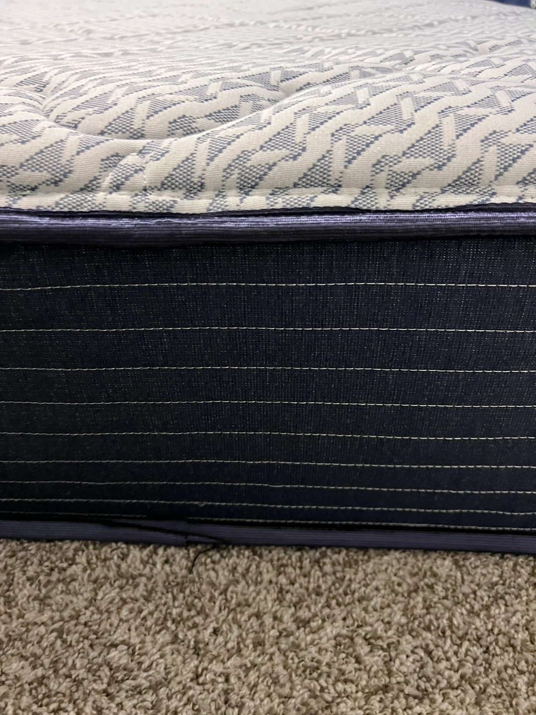 Queen Bed with Mattress and Box Spring - photo 4