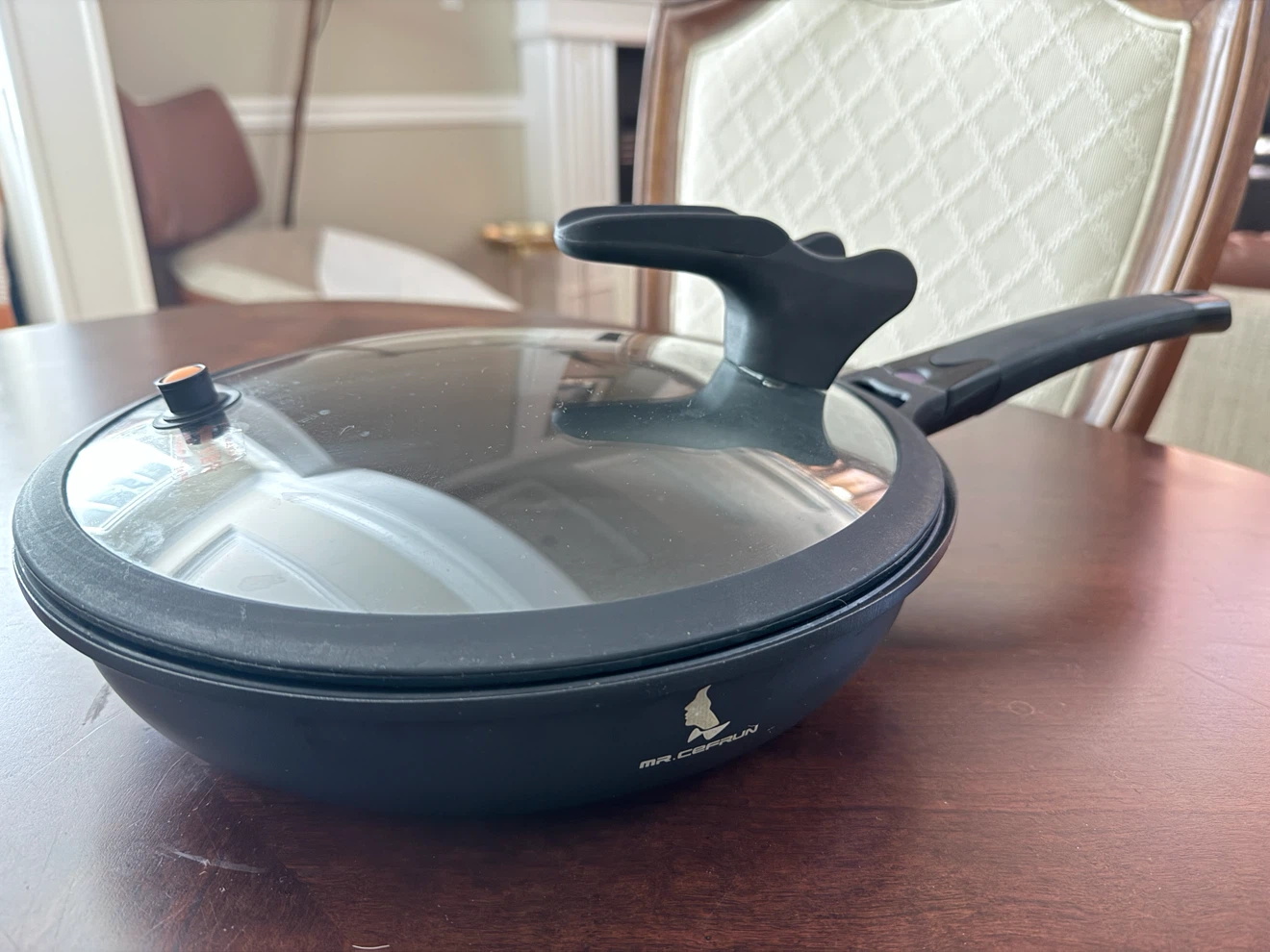Mr. Cappun low pressure Frying Pan with Lid