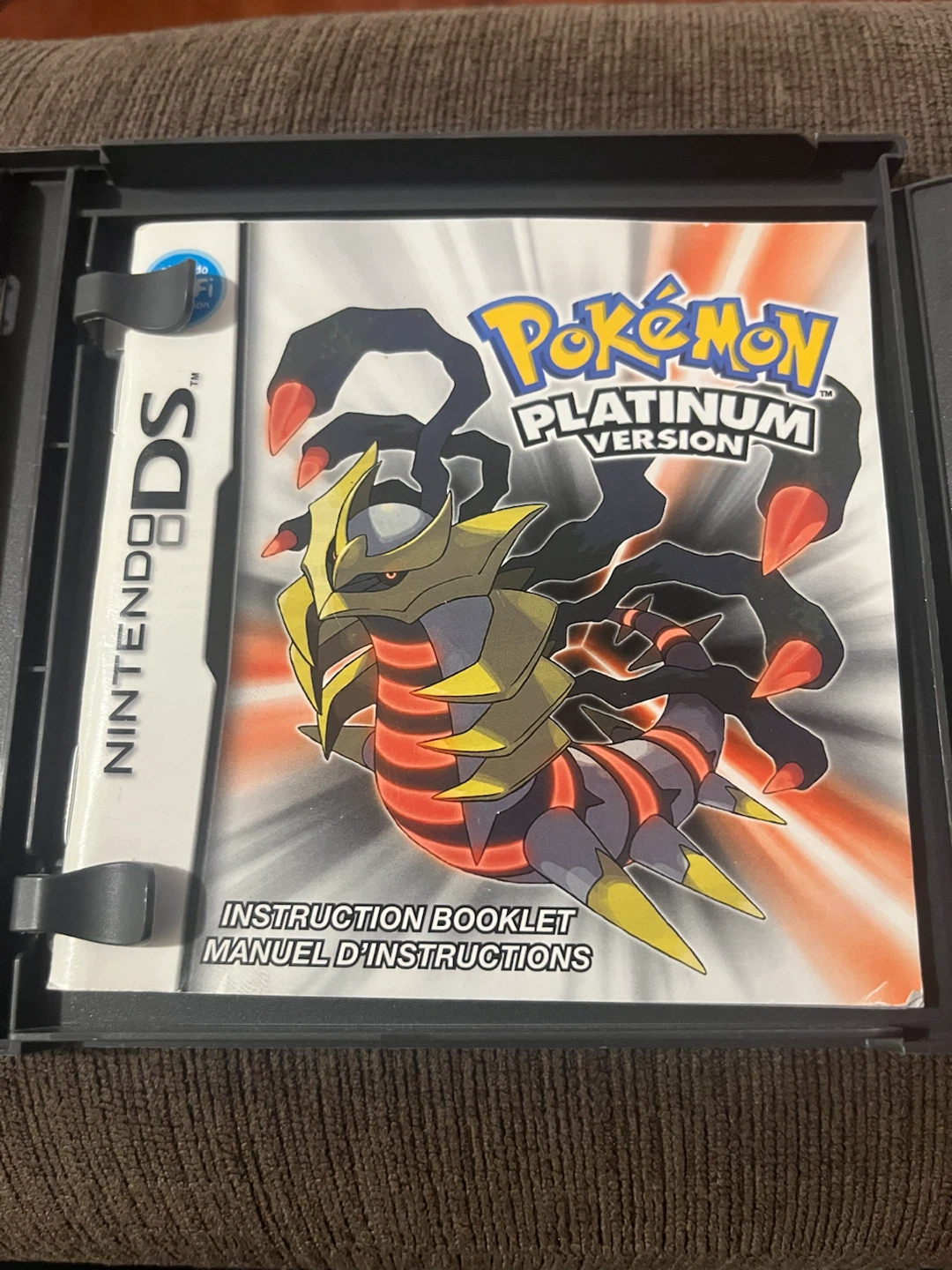 Nintendo DS Pokemon Platinum Version Game - photo 3