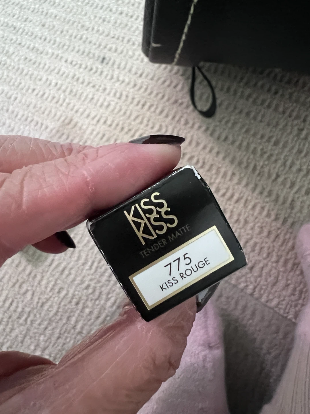 Guerlain KissKiss Tender Matte Lipstick 775 Kiss Rouge - photo 2