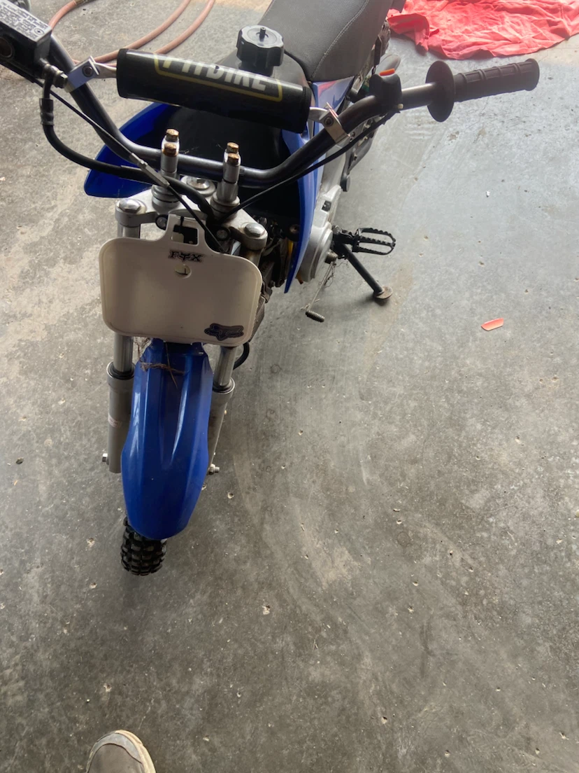 Kids 4 stroke 90cc  dirt  bike