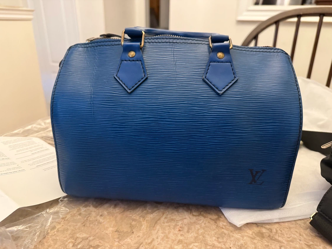 Authentic Louis Vuitton Speedy  25 Epi - photo 3
