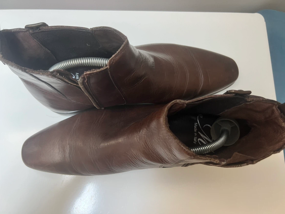 Men’s Brown Leather Ankle Boots - photo 2