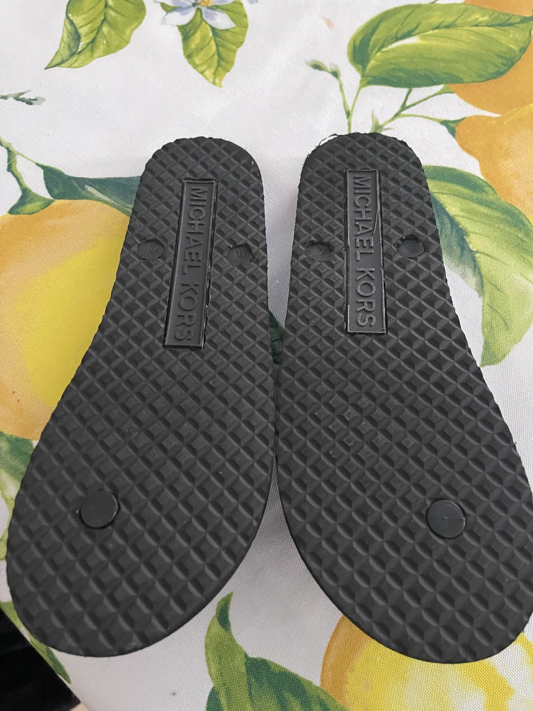 Michael Kors Flip Flops - photo 2