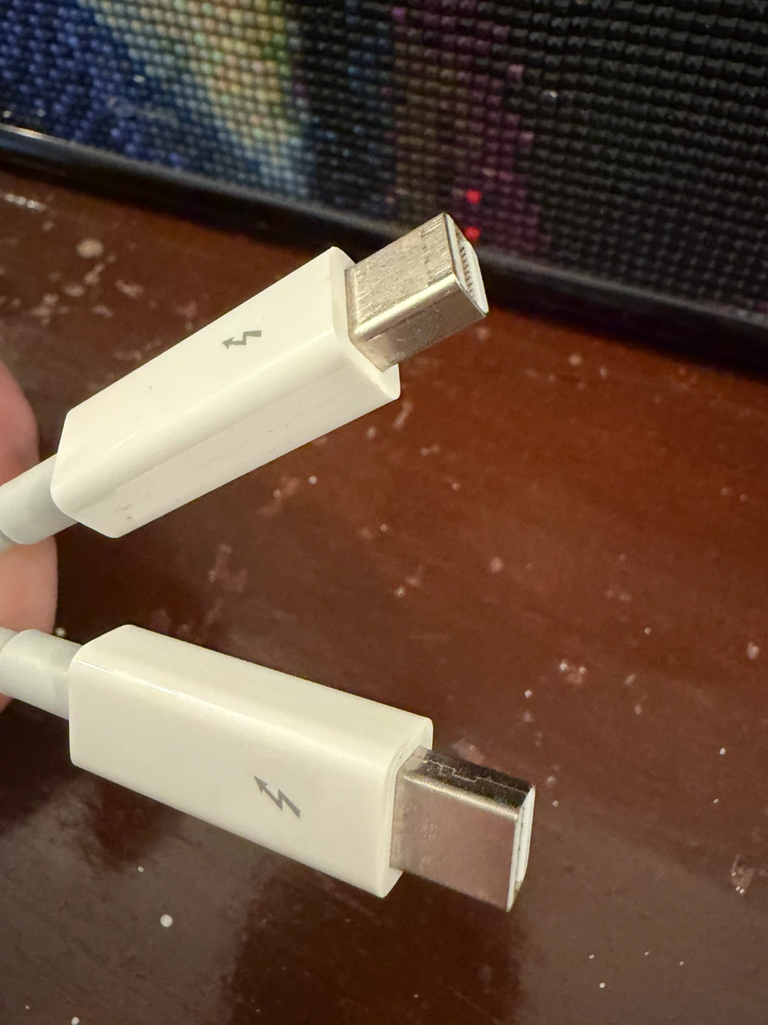 Apple Thunderbolt 2 male male 2m cable - photo 2