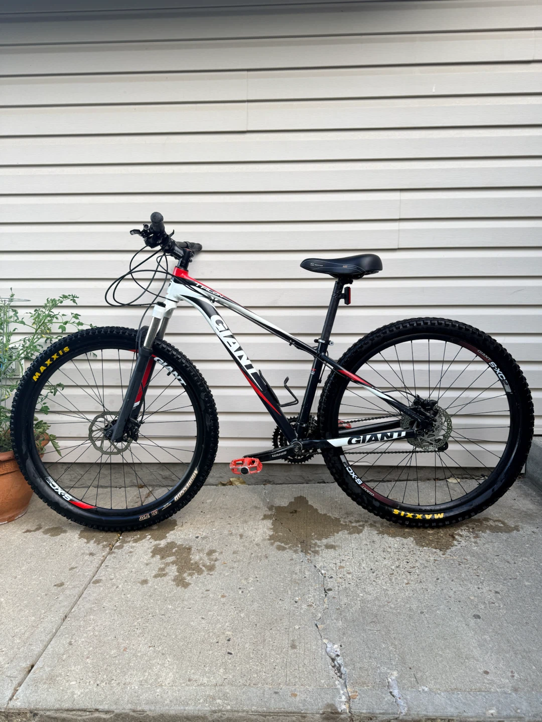 GIANT TALON – C$700!!!!!