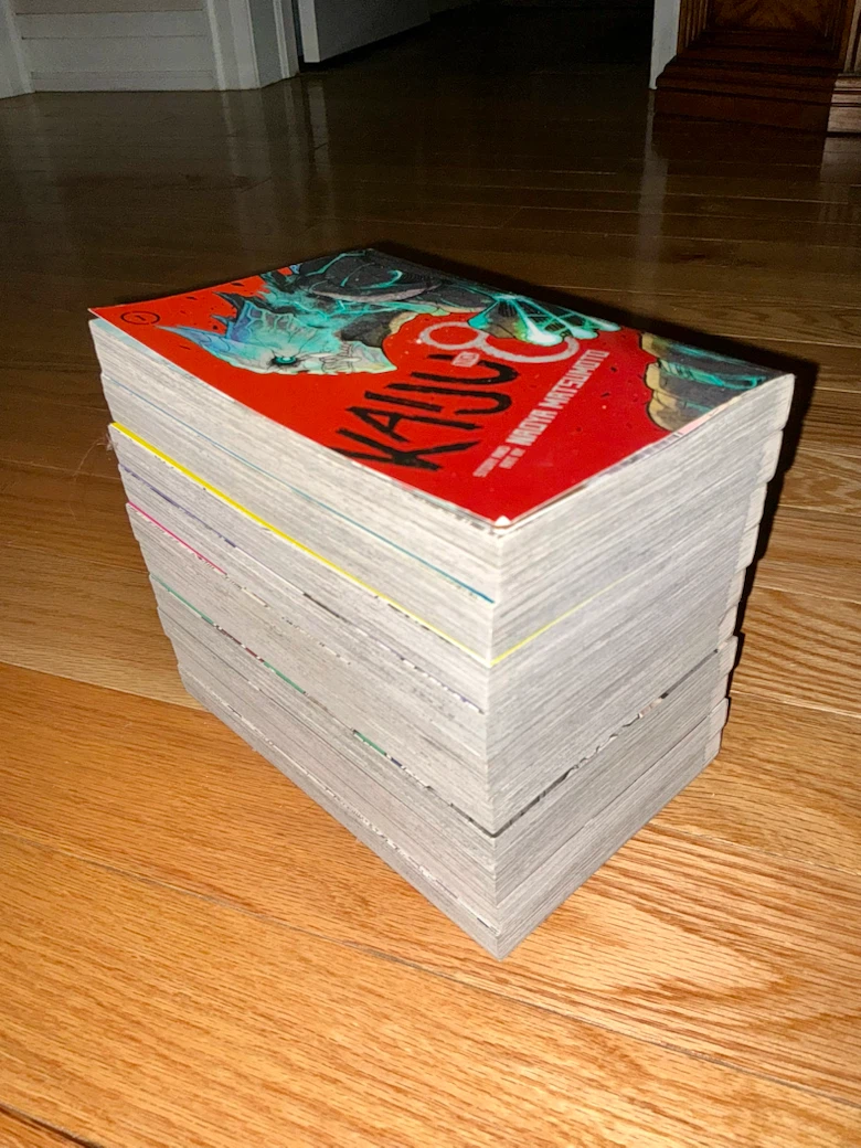 Kaiju No. 8 volumes 1-10 - photo 3