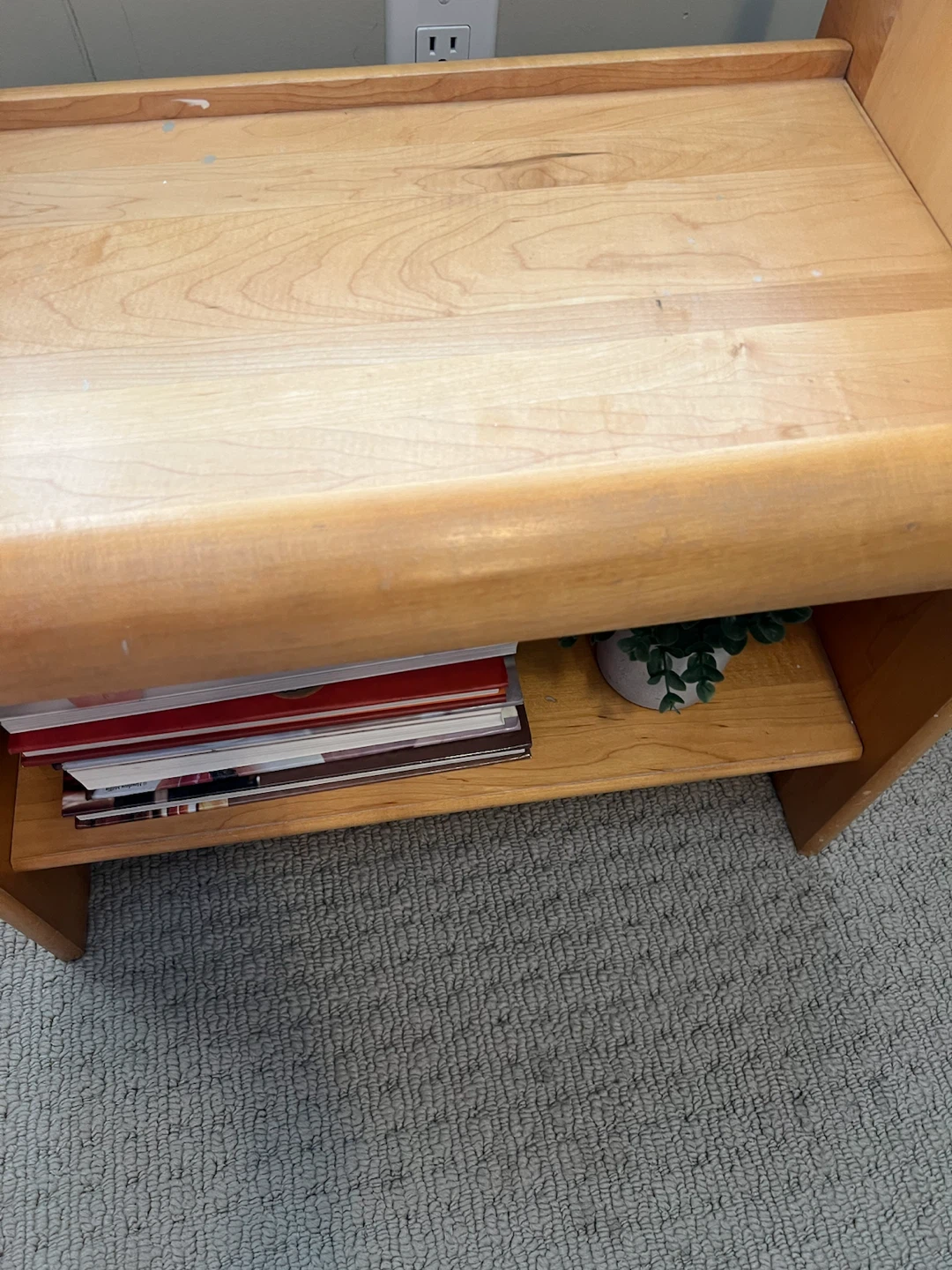 Shermag Wooden Oak Bench with Storage and Gold Table - photo 4