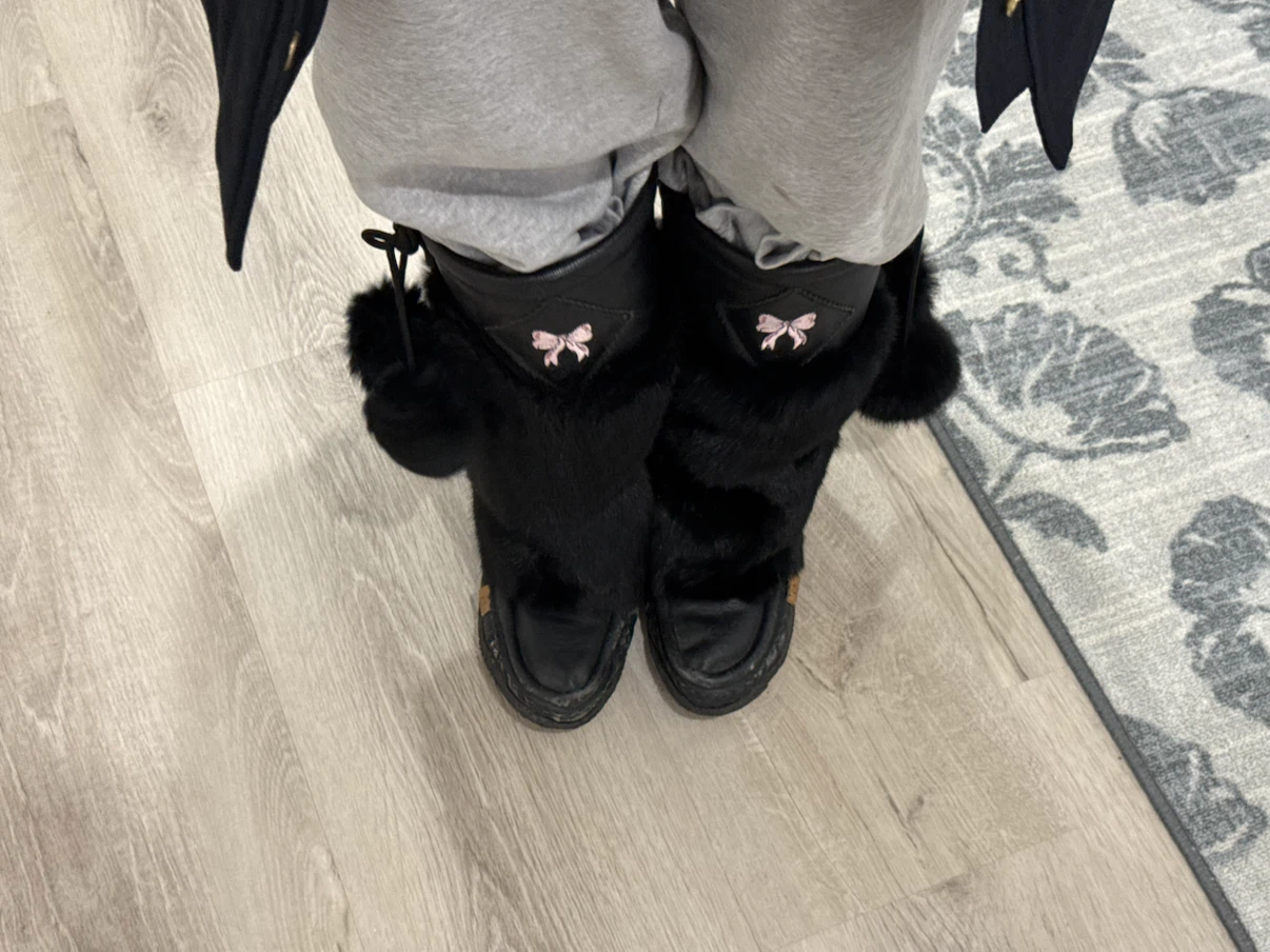 Black Leather and Fur Laurentian Chief Mukluks
