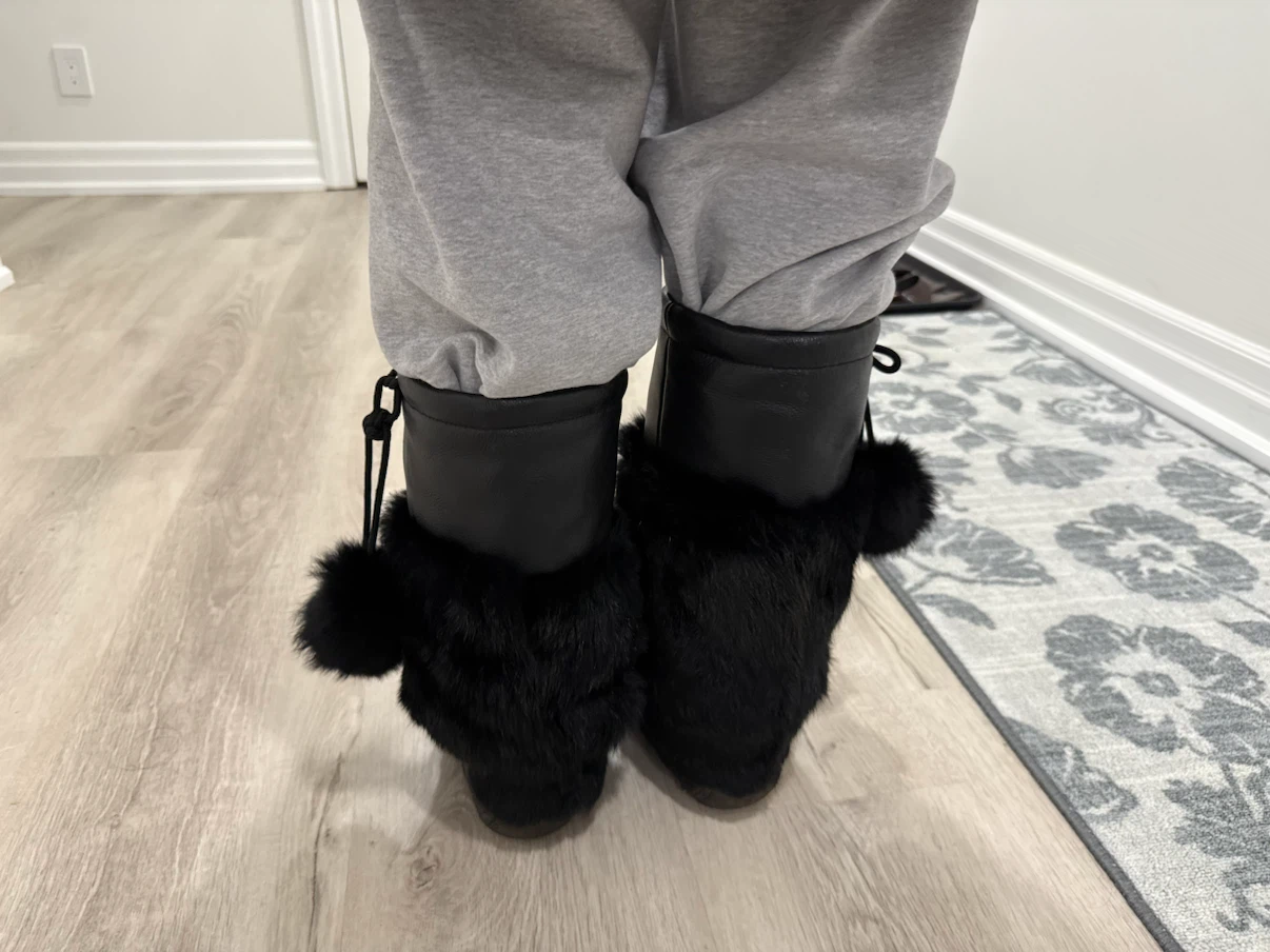 Black Leather and Fur Laurentian Chief Mukluks - photo 3