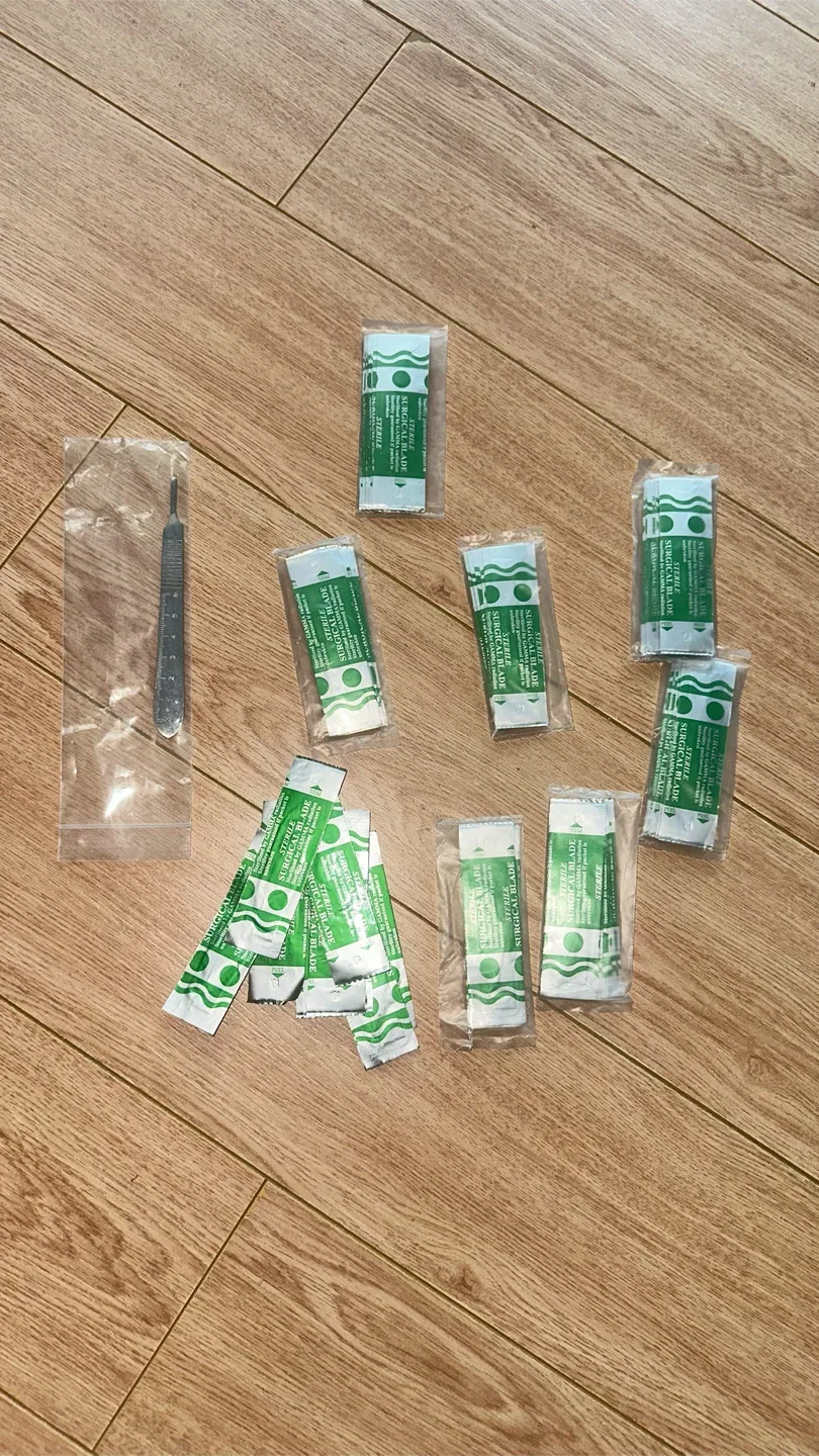 Scalpel Handle and Sterile Surgical Blades