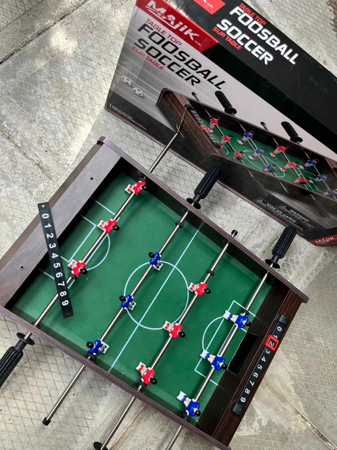 Move out sale !!  Majik Table Top Foosball Soccer Sup Table Game