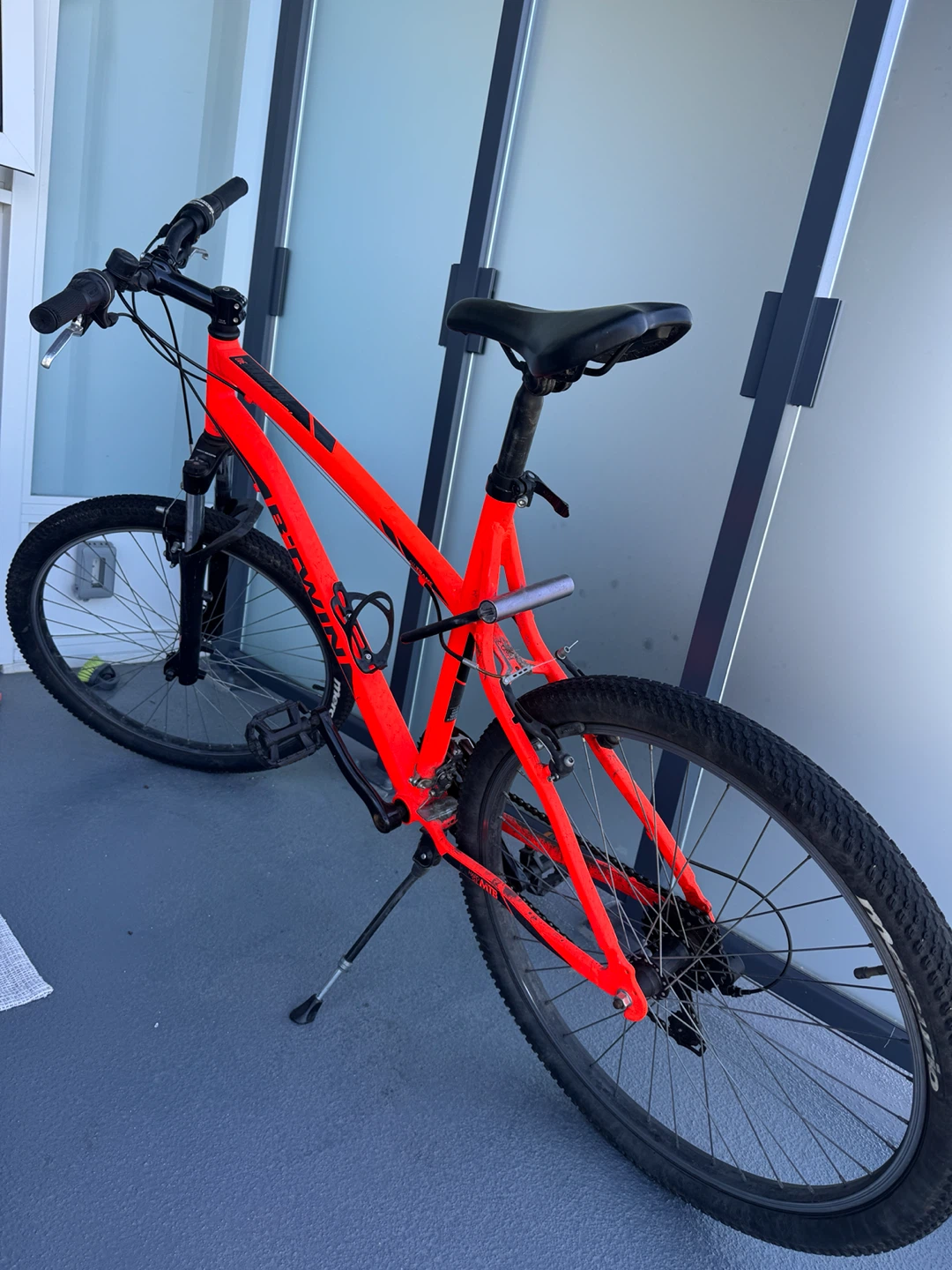 Orange B'TWIN Mountain Bike - photo 2
