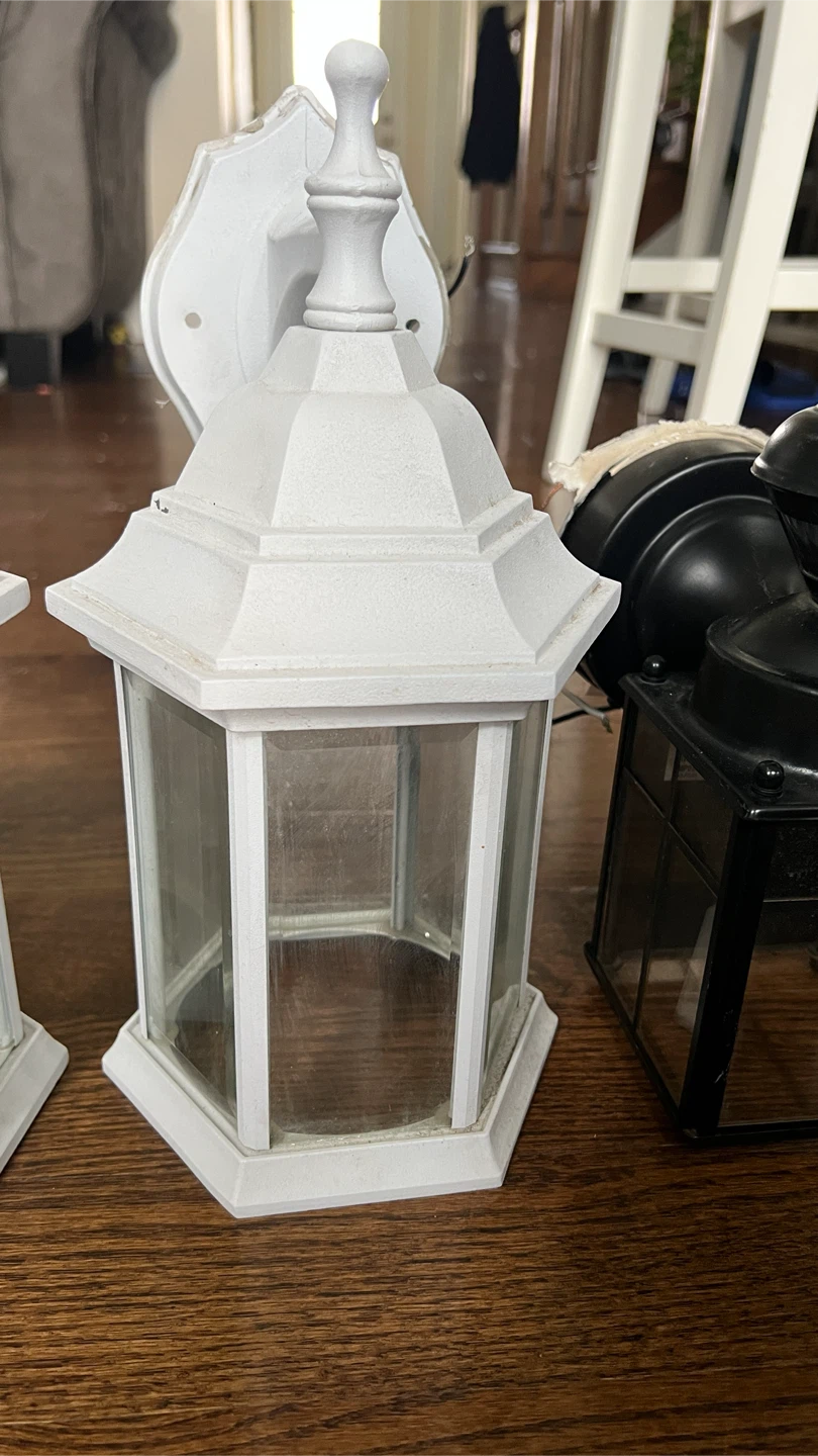 Outdoor Wall Sconces (2 White, 1 Black) - photo 3