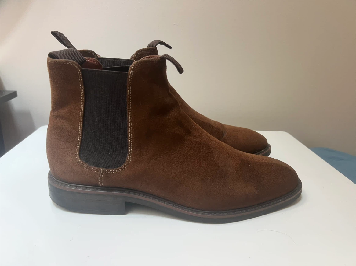 Brown Suede Chelsea Boots Size 41