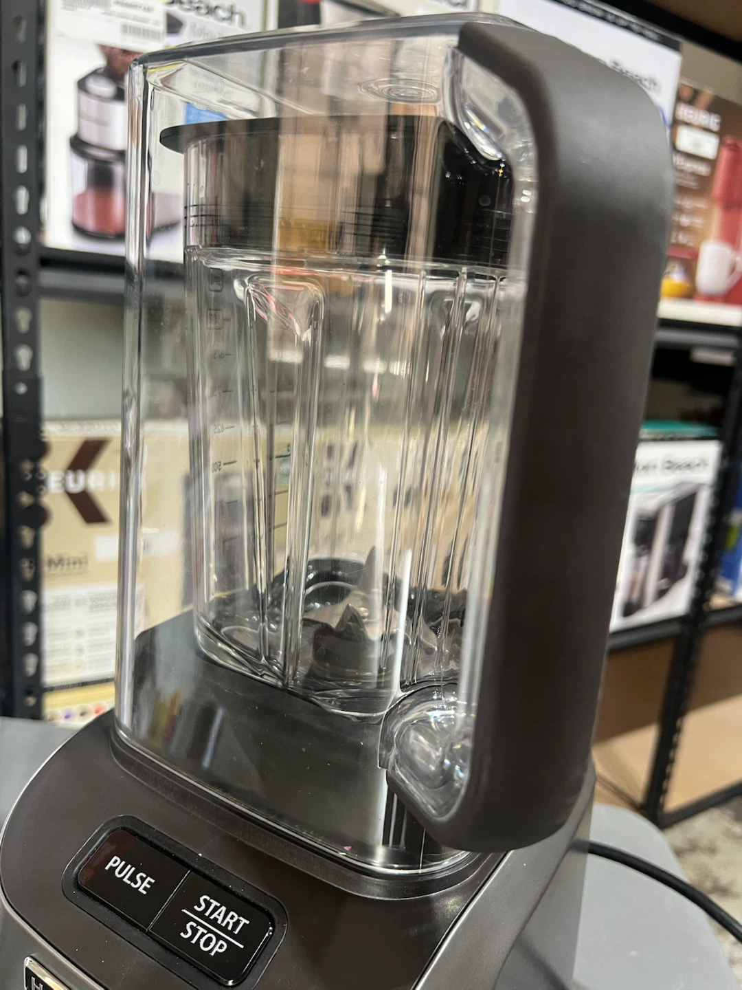 Hamilton Beach Professional Quiet Shield Blender, Silver, 1500w - photo 3