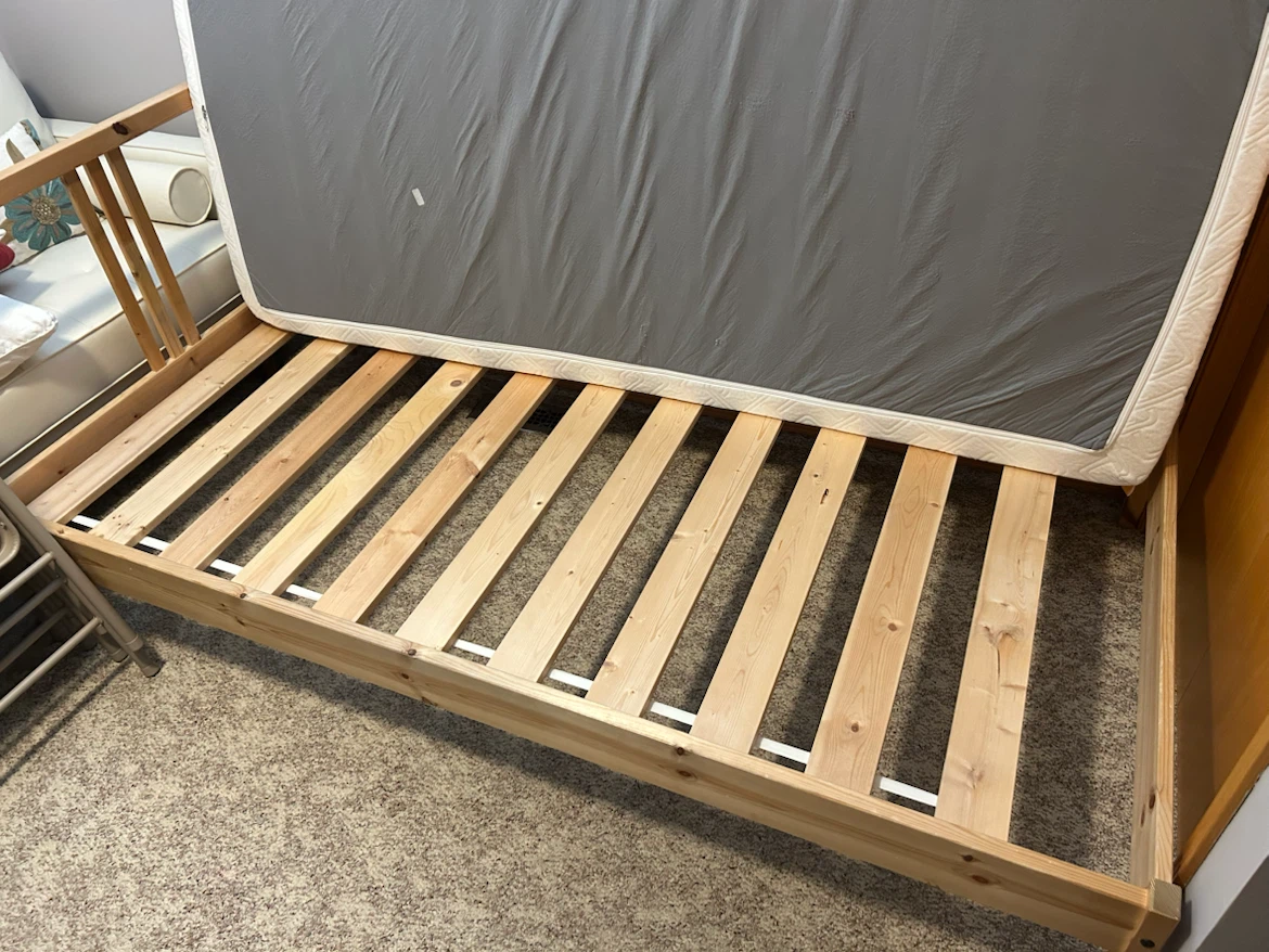 Pine Daybed Frame with Mattress - photo 2