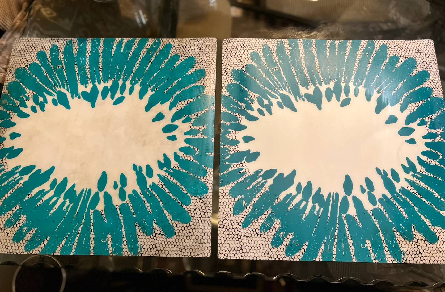 Set of 2 Turquoise Abstract Design Placemats