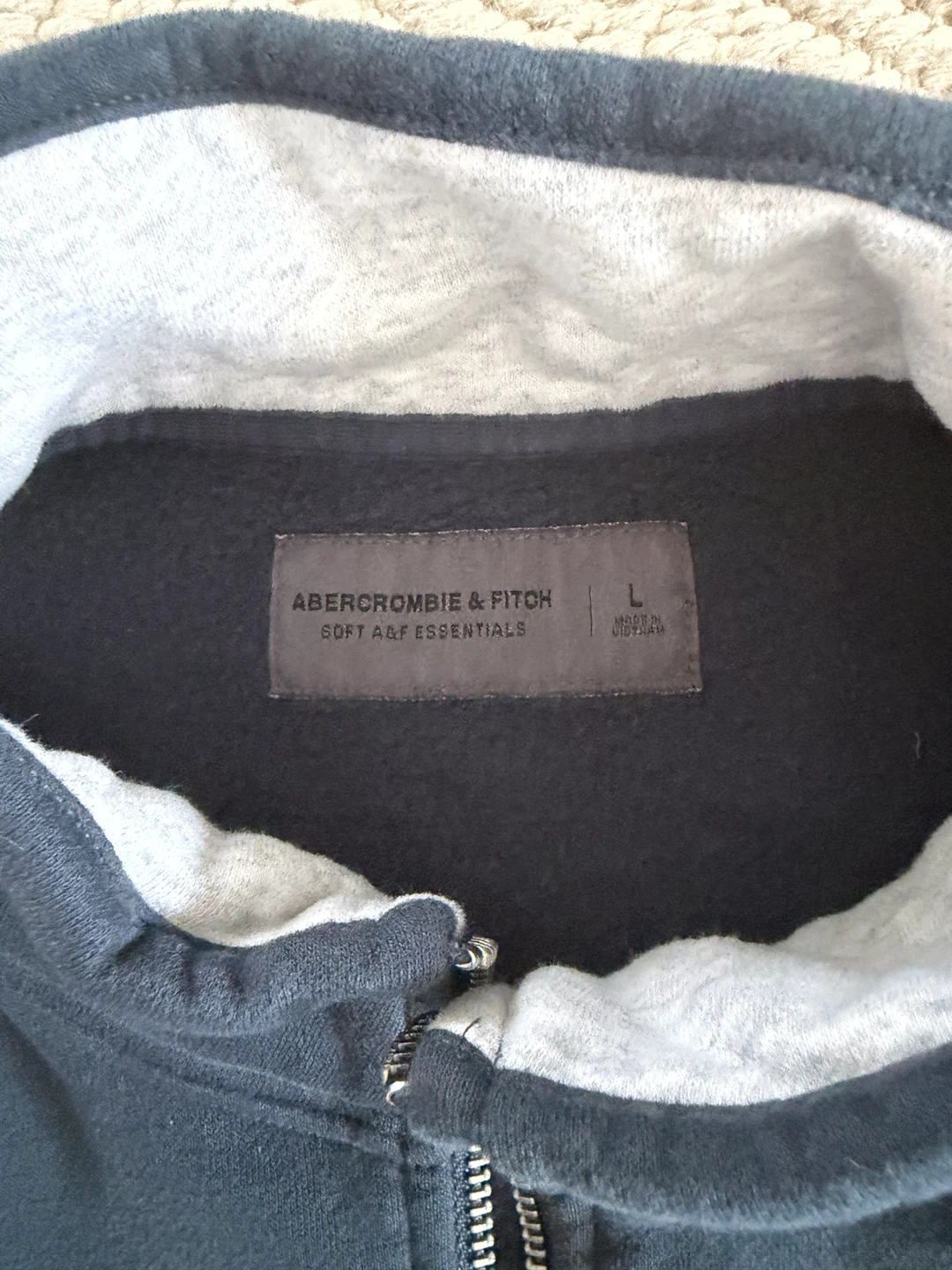 Abercrombie & Fitch Quarter-Zip Sweatshirt - photo 3