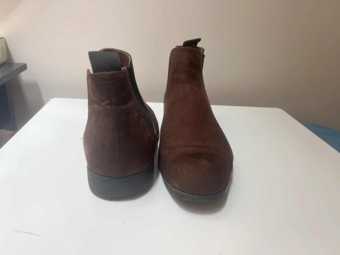 Men’s Brown Suede Chelsea Boots - photo 2