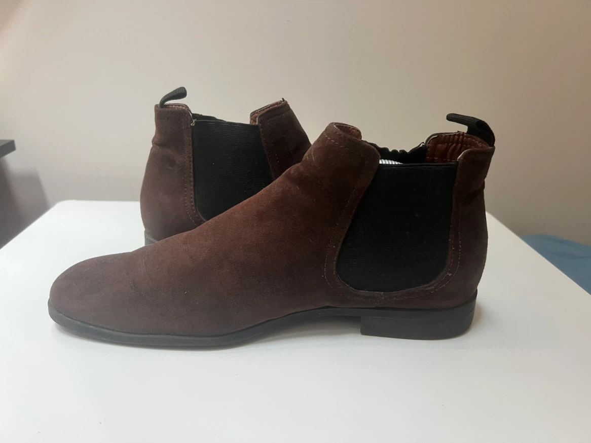 Men’s Brown Suede Chelsea Boots - photo 3