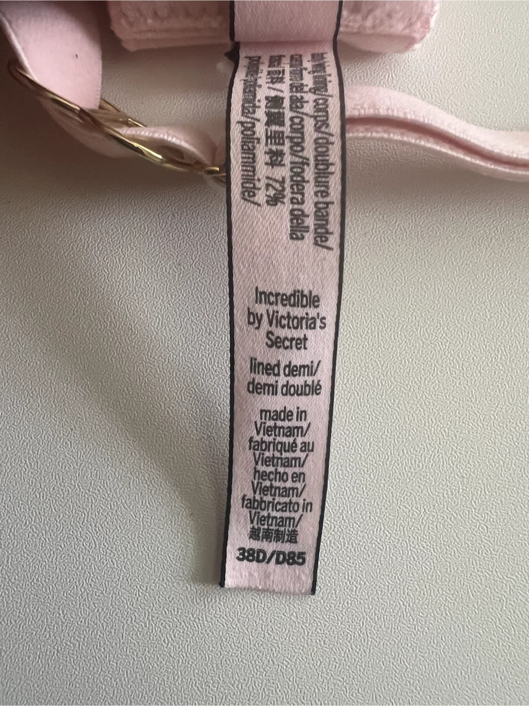 Victoria's Secret Bras 38D/D85 - photo 4