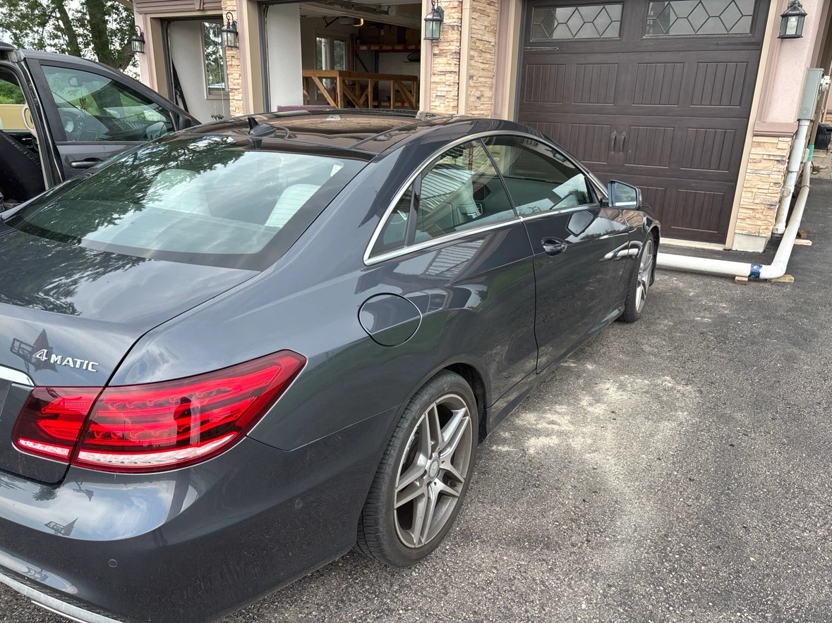 Mercedes-Benz E-Class Coupe - photo 3