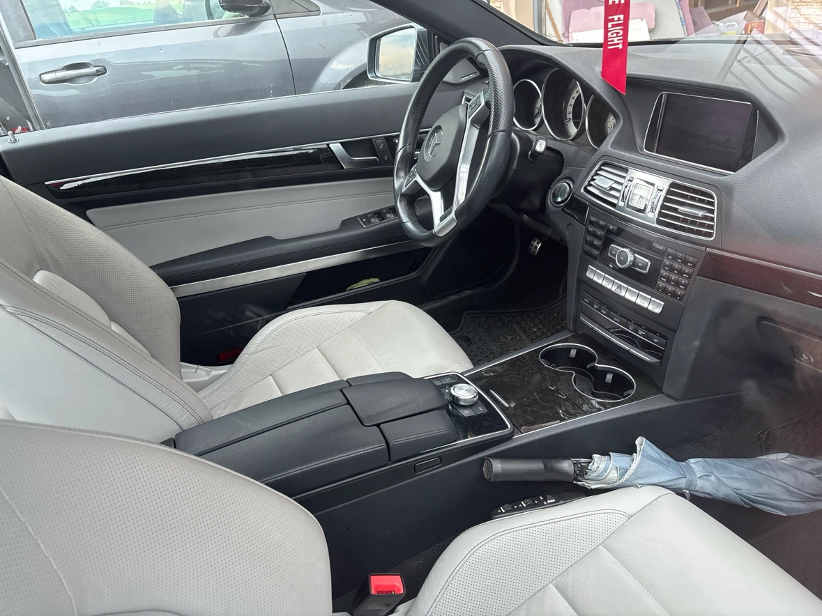 Mercedes-Benz E-Class Coupe - photo 4