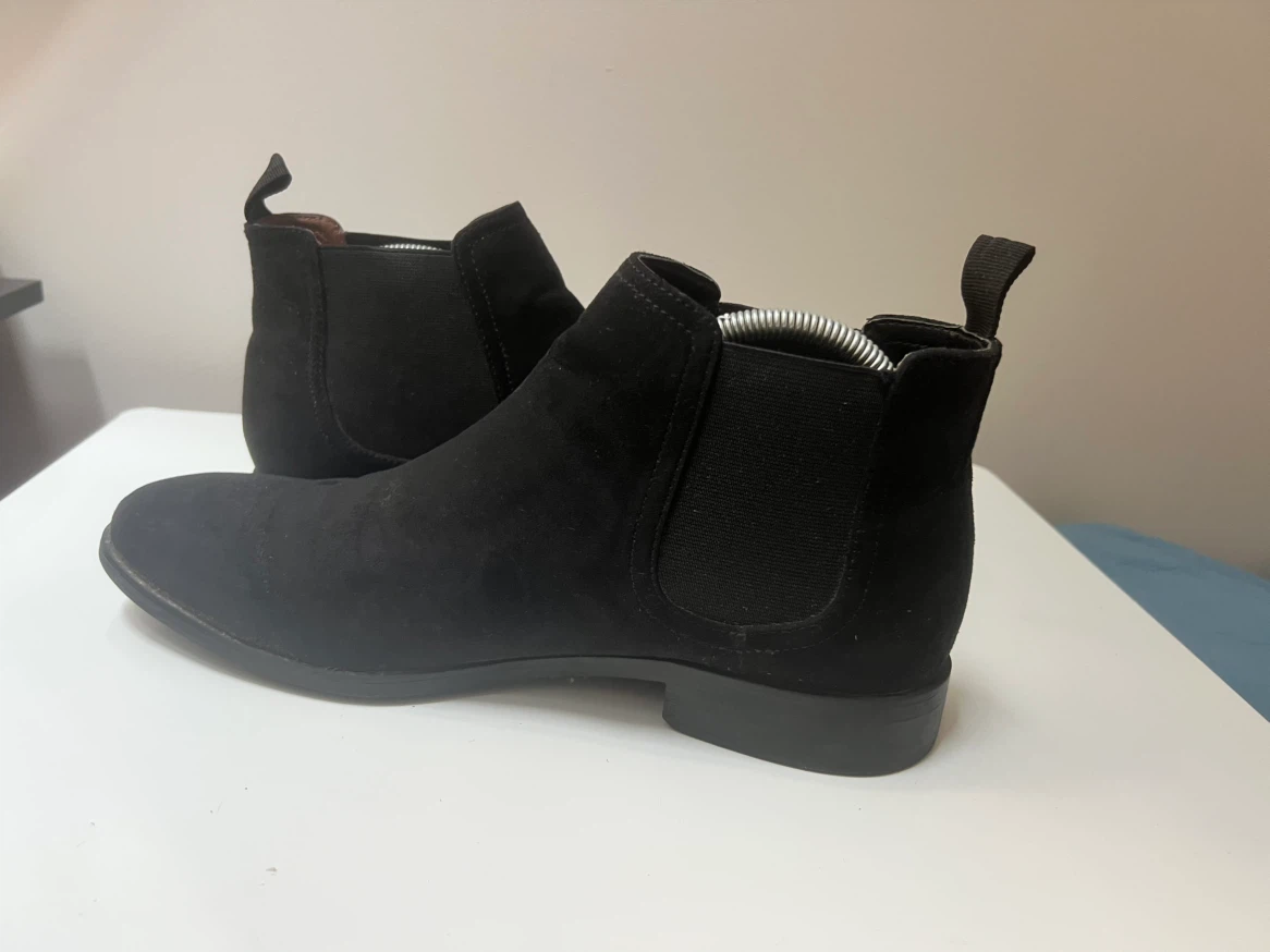 Men’s Black Suede Chelsea Boots