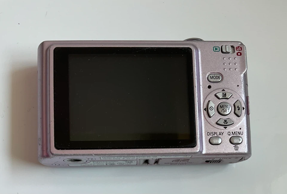 Pink Panasonic Lumix DMC-FS3 Digicam Bundle - photo 4