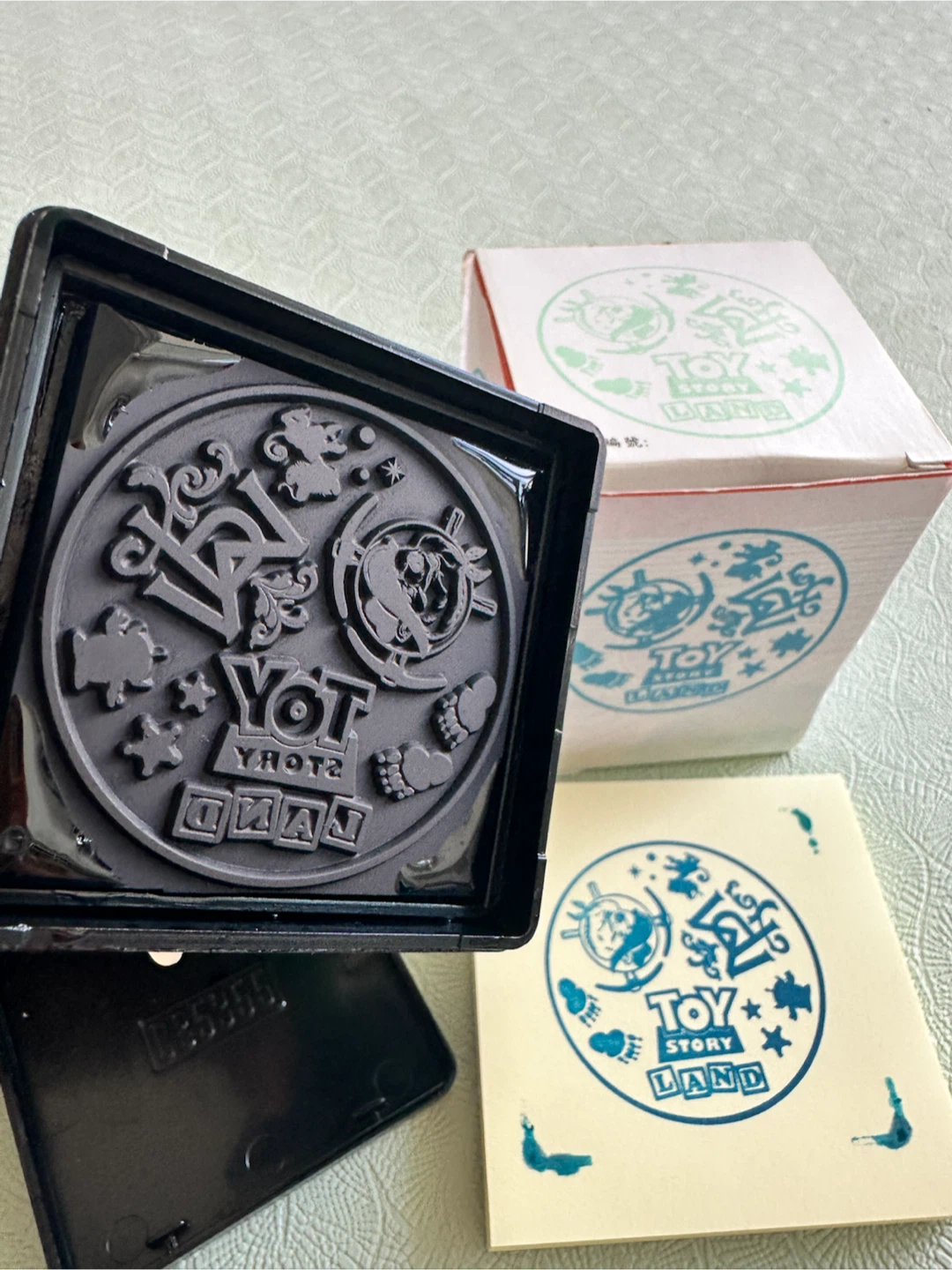 Disney Toy Story Land Tsum Tsum Stamps Set with Box - photo 3