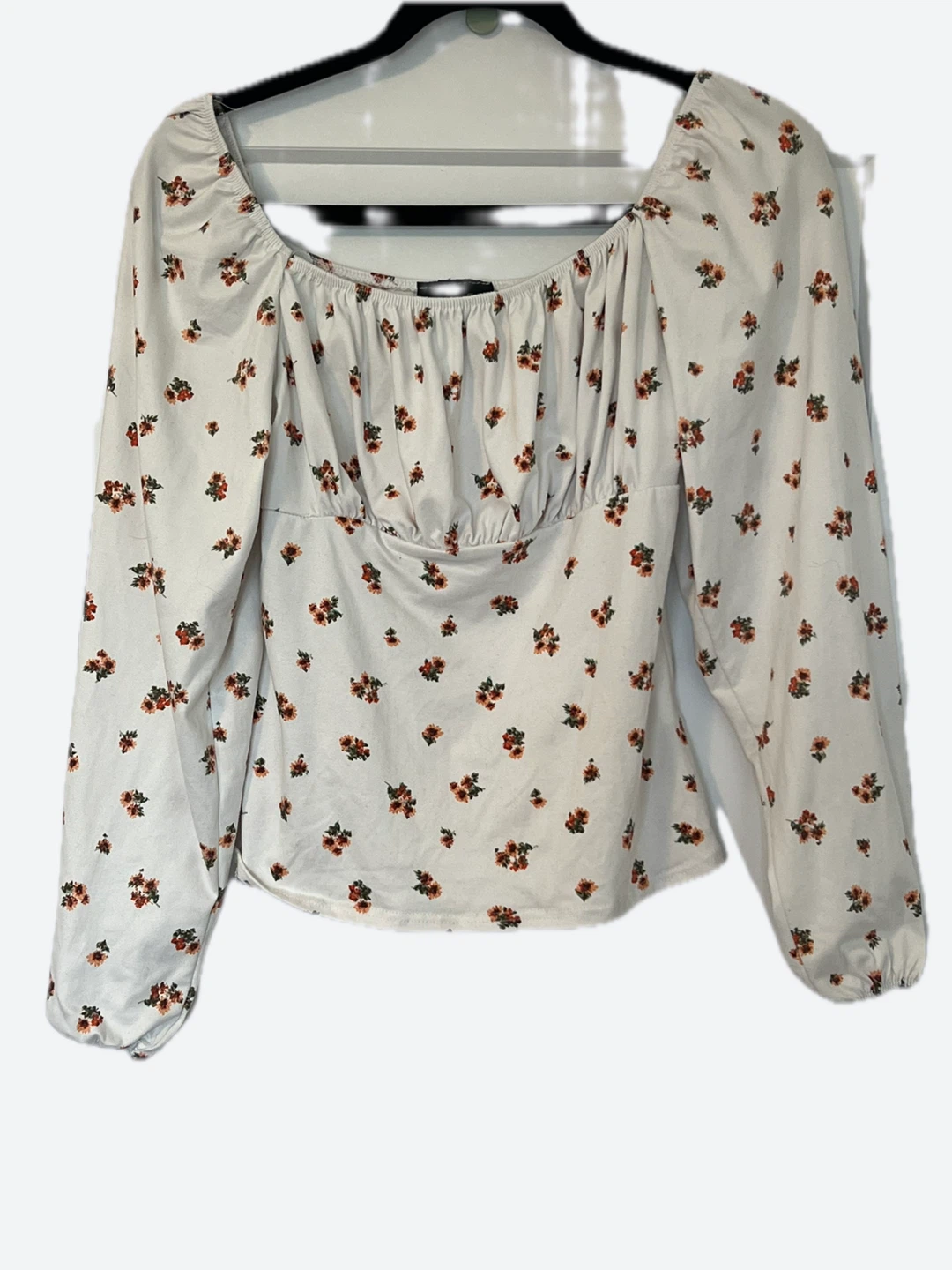 DISCREET Floral Print Long Sleeve Top