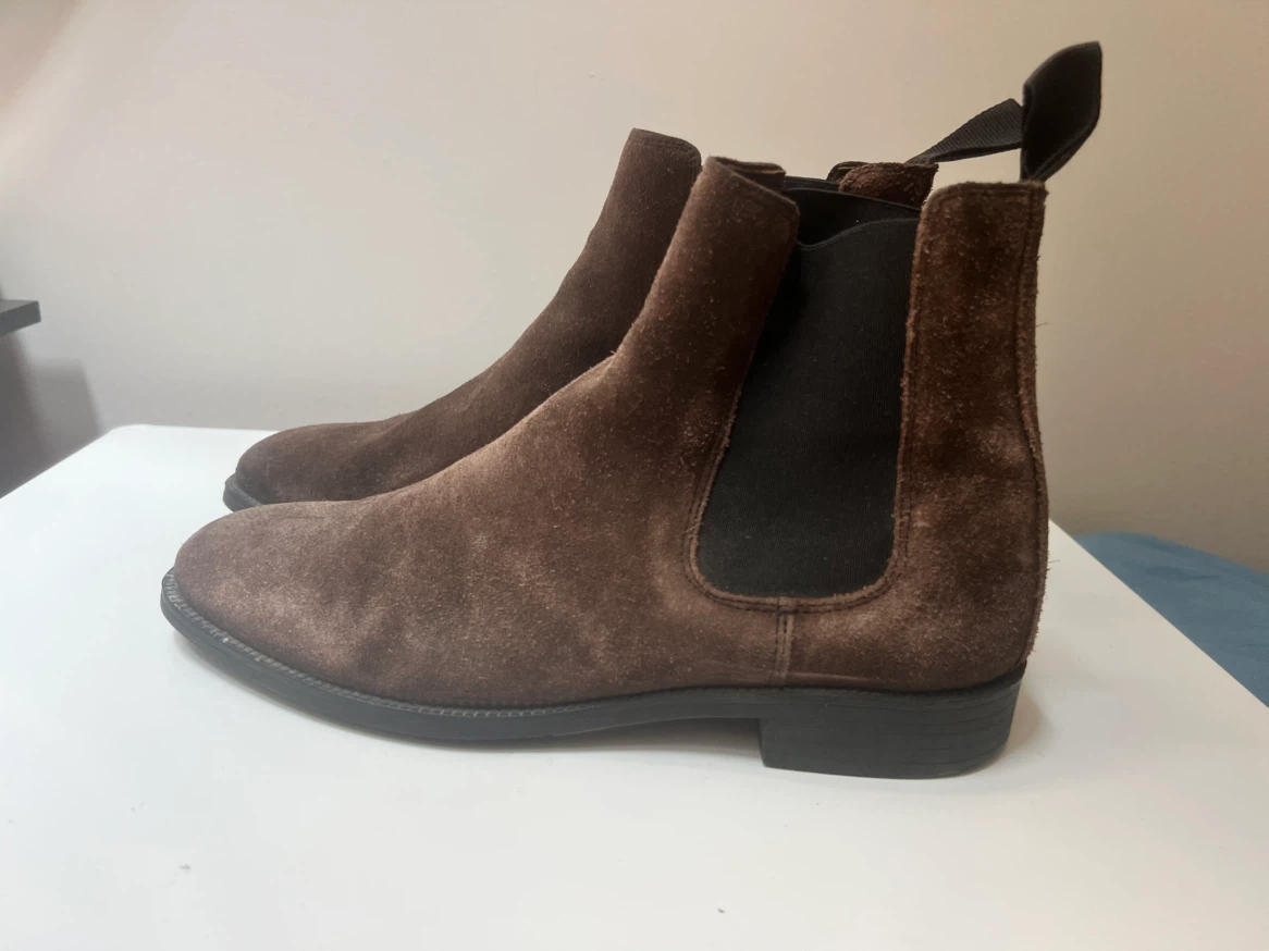 Brown Suede Chelsea Boots