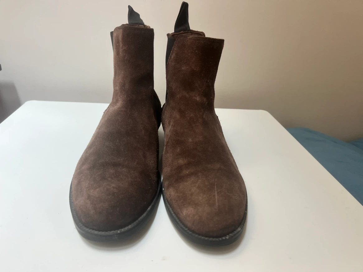 Brown Suede Chelsea Boots - photo 2