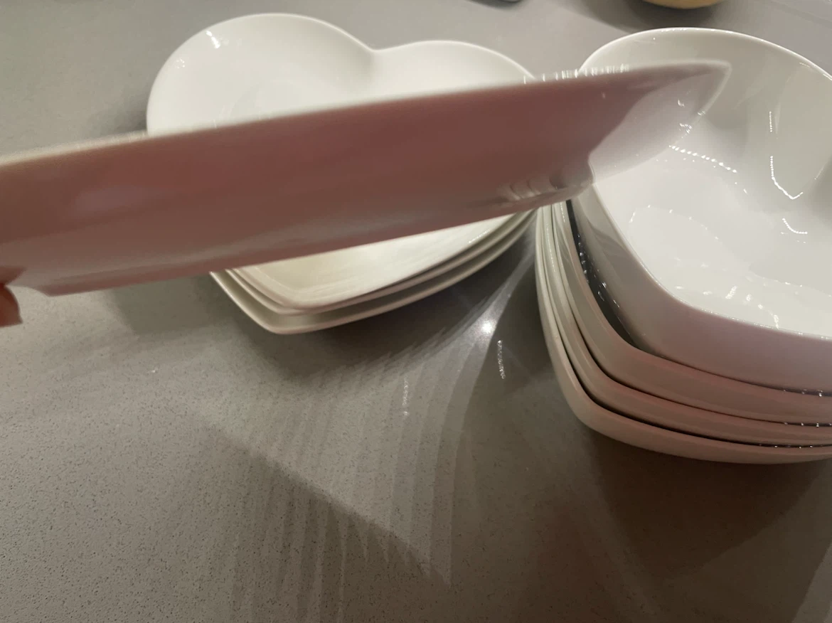 8 Pieces- Heart Shaped Bowls - Set of 4 - photo 3
