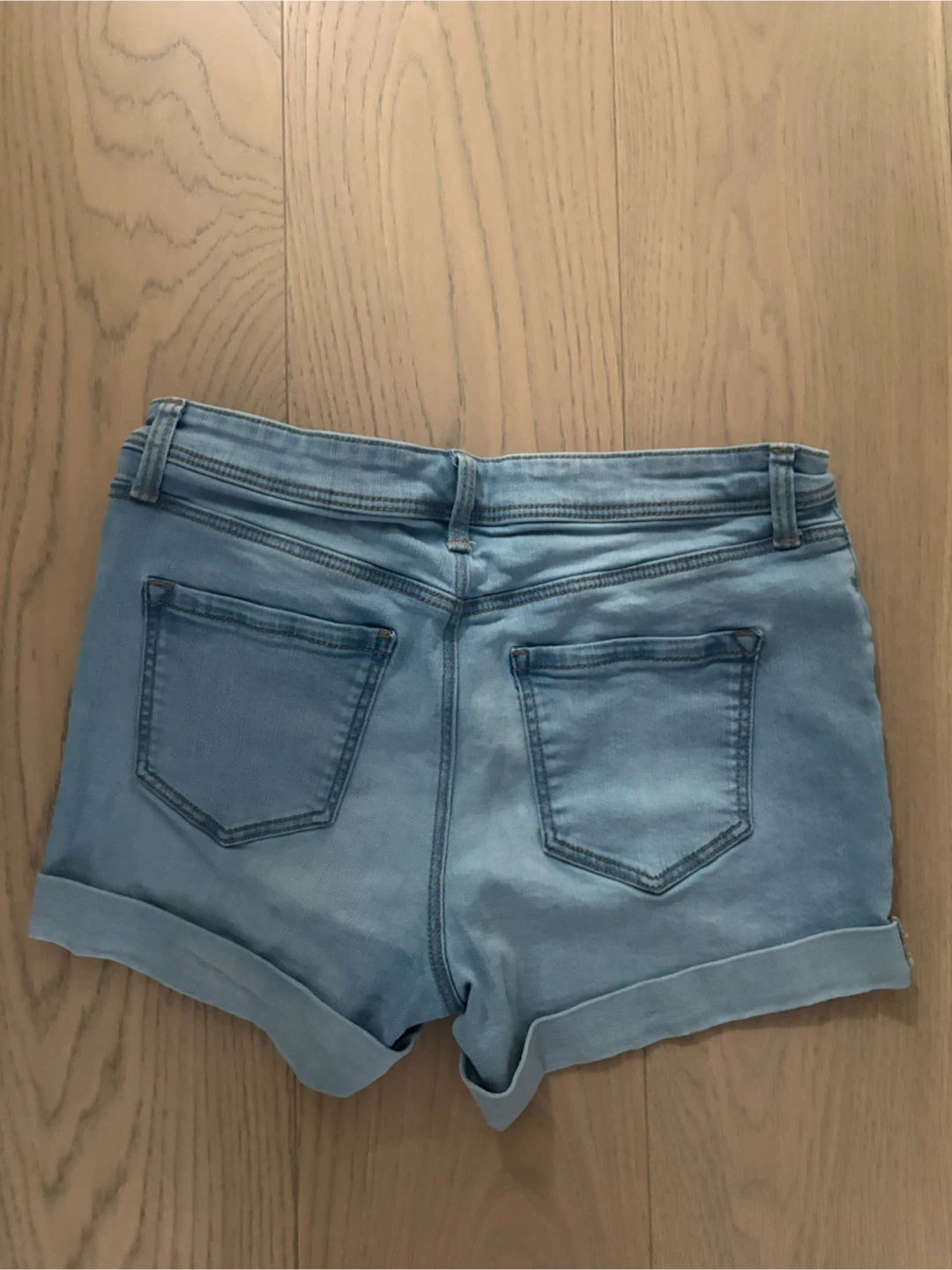 Reitmans Light Wash Denim Shorts Size 28 - photo 4
